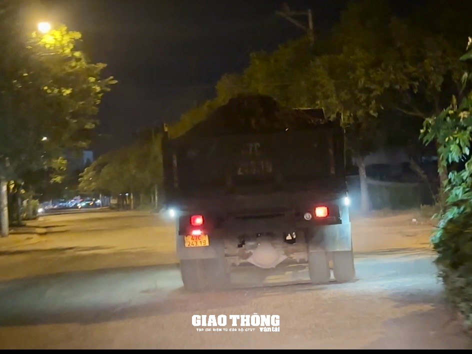 Xử phạt đối tượng khai thác đất trái phép ở Đắk Lắk sau phản ánh của Tạp chí GTVT- Ảnh 2.