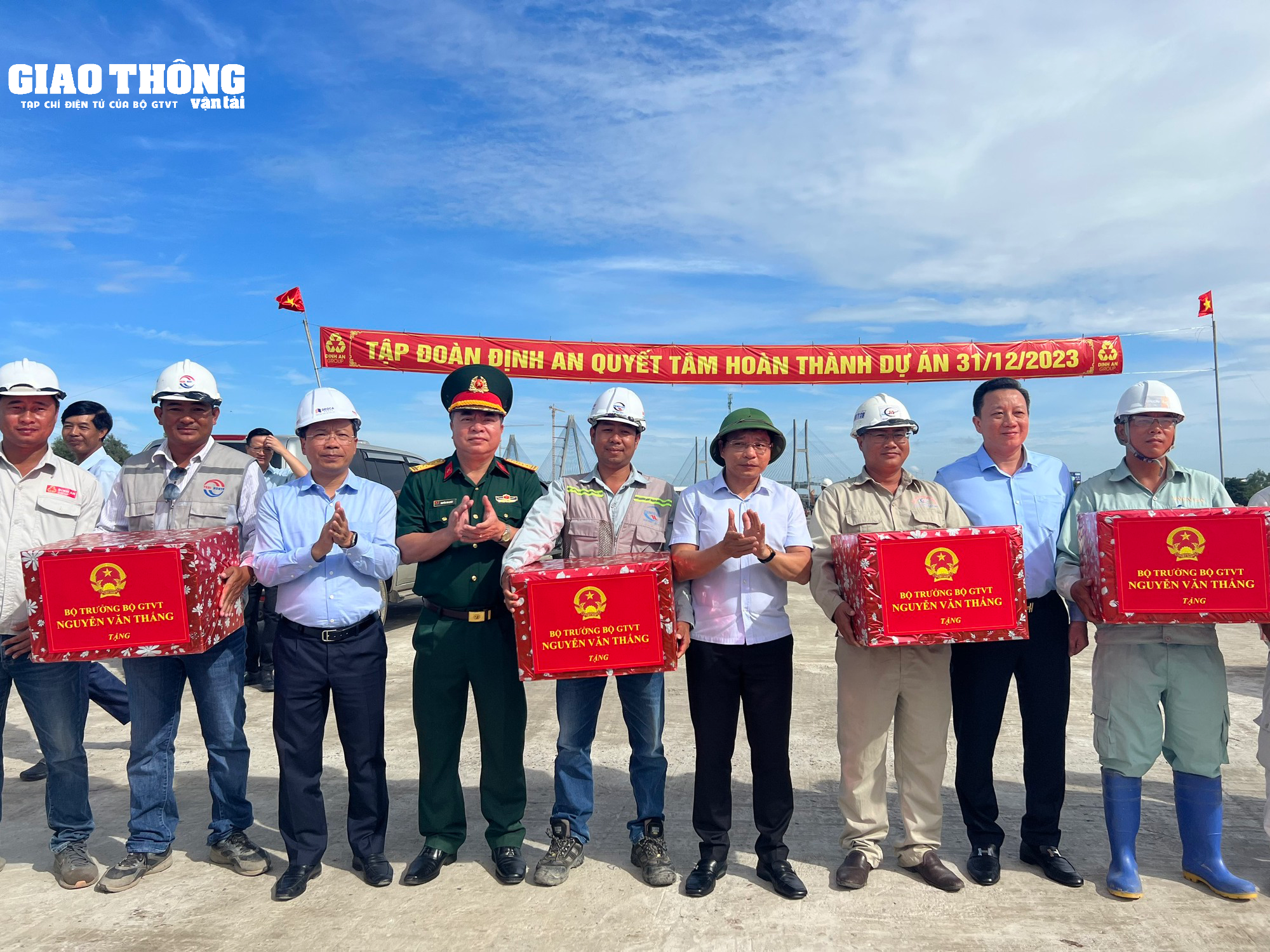 Cao tốc Mỹ Thuận - Cần Thơ tăng tốc về đích- Ảnh 5. Cao tốc Mỹ Thuận - Cần Thơ tăng tốc về đích- Ảnh 5.