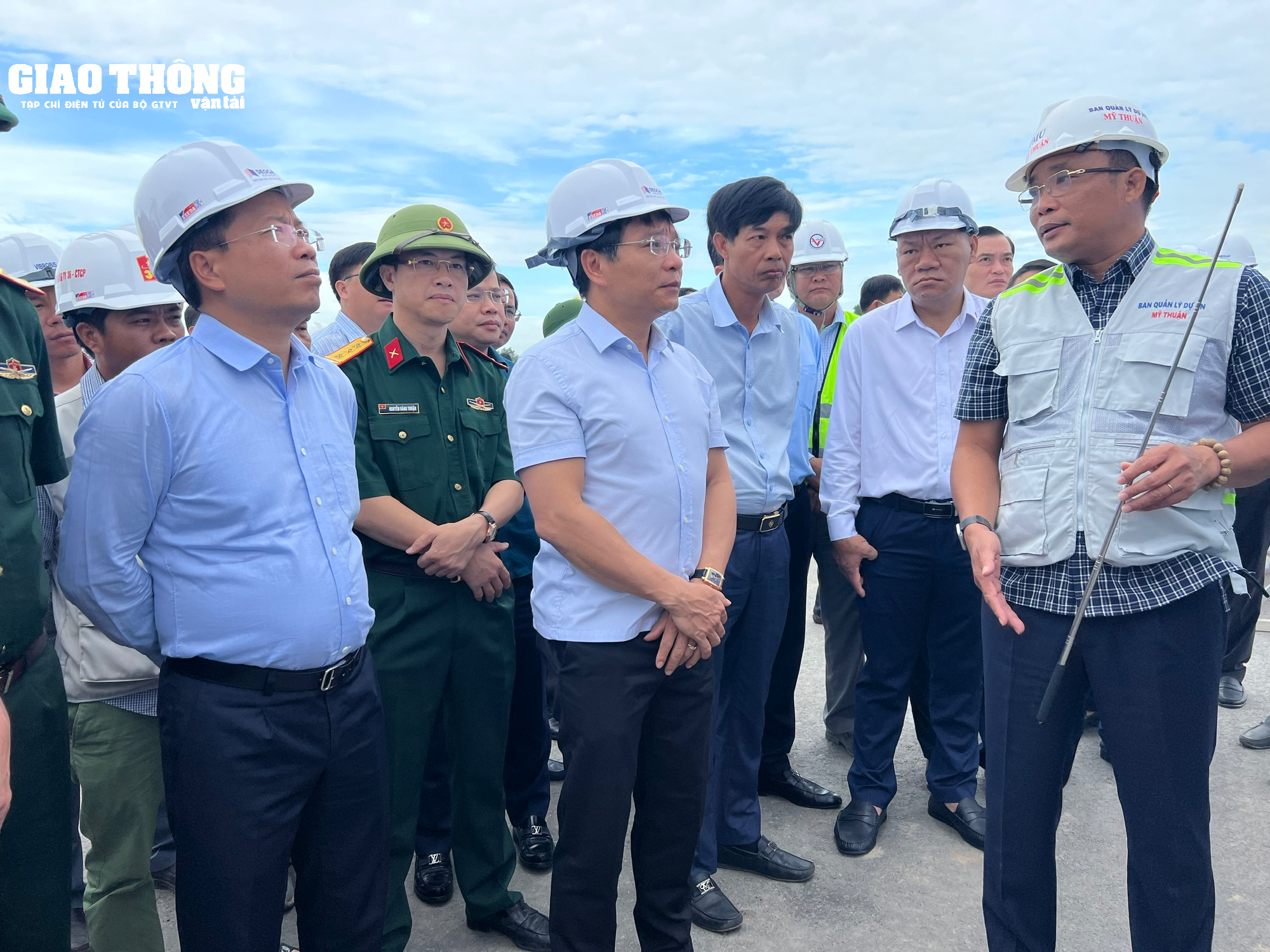 Cao tốc Mỹ Thuận - Cần Thơ tăng tốc về đích- Ảnh 1. Cao tốc Mỹ Thuận - Cần Thơ tăng tốc về đích- Ảnh 1.