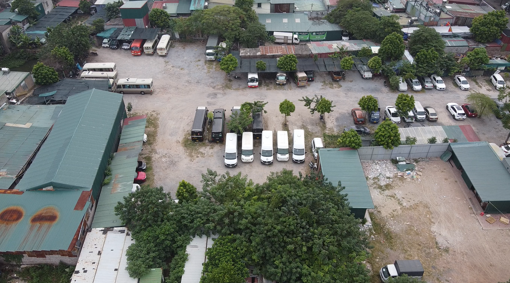 Hà Nội: Phường Vĩnh Hưng bất lực trước bãi xe không phép- Ảnh 3.