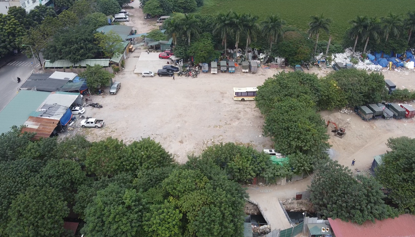 Hà Nội: Phường Vĩnh Hưng bất lực trước bãi xe không phép- Ảnh 5.