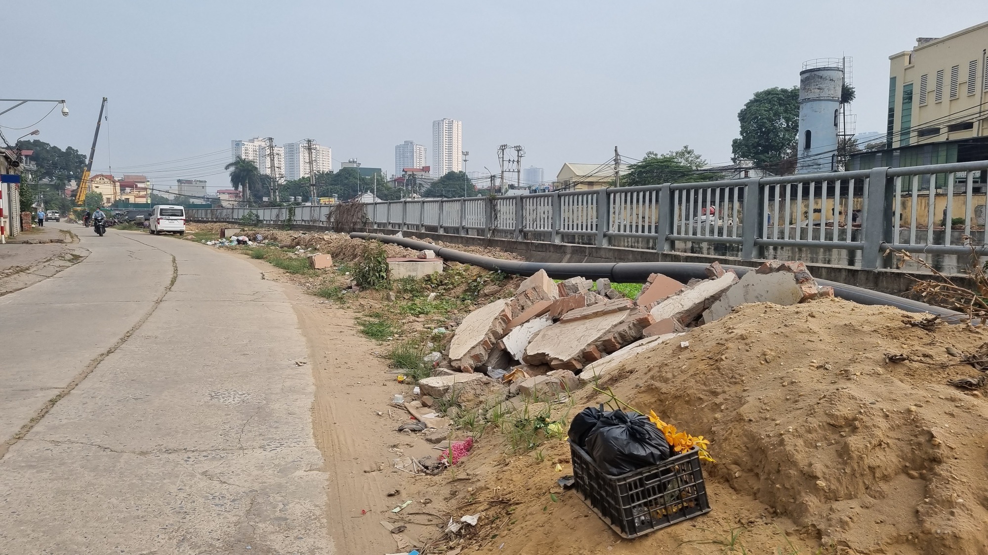 Hà Nội: Người dân khổ vì dự án thi công thiếu biện pháp an toàn- Ảnh 6.