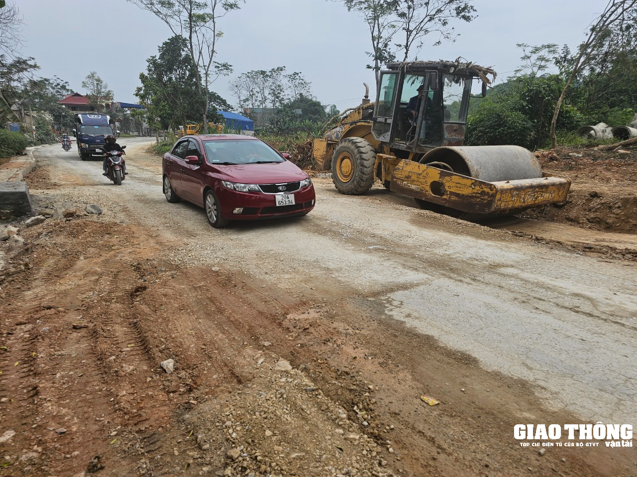 Thái Nguyên: Dấu hiệu buông lỏng quản lý, giám sát thi công dự án nâng cấp đường vào ATK Định Hóa- Ảnh 4.
