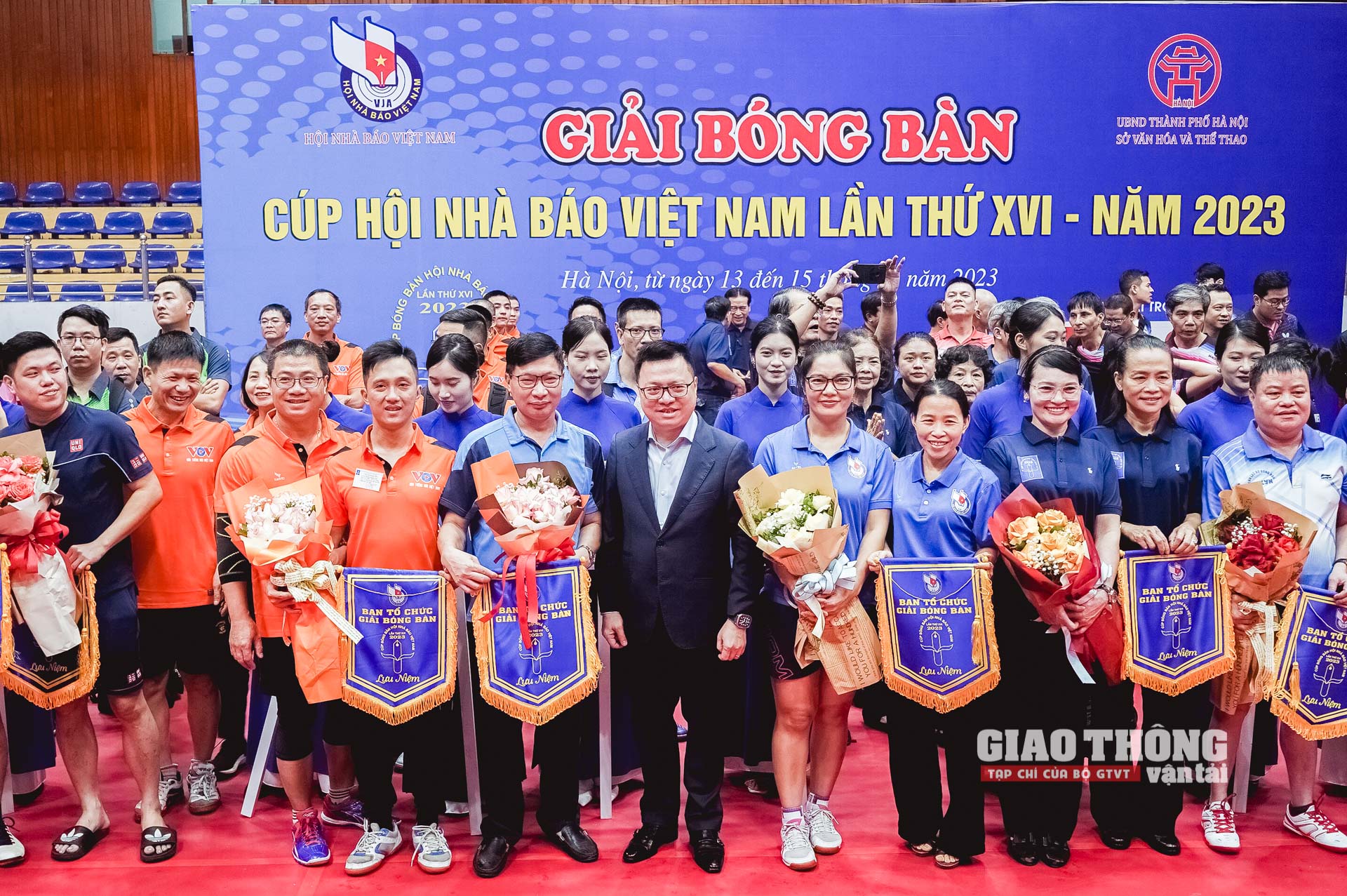 [Ảnh]: Sôi nổi giải bóng bàn gắn kết người làm báo- Ảnh 7.