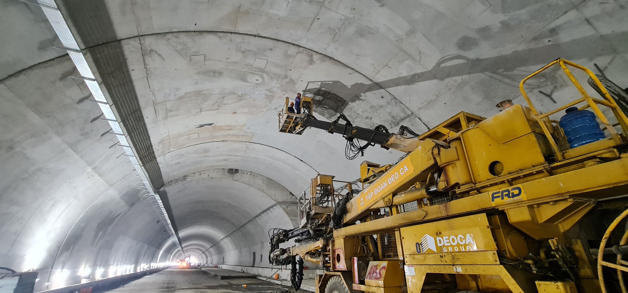 Phát hiện công nghệ hiện đại, vật liệu mới trong xây dựng hạ tầng GTVT- Ảnh 1.