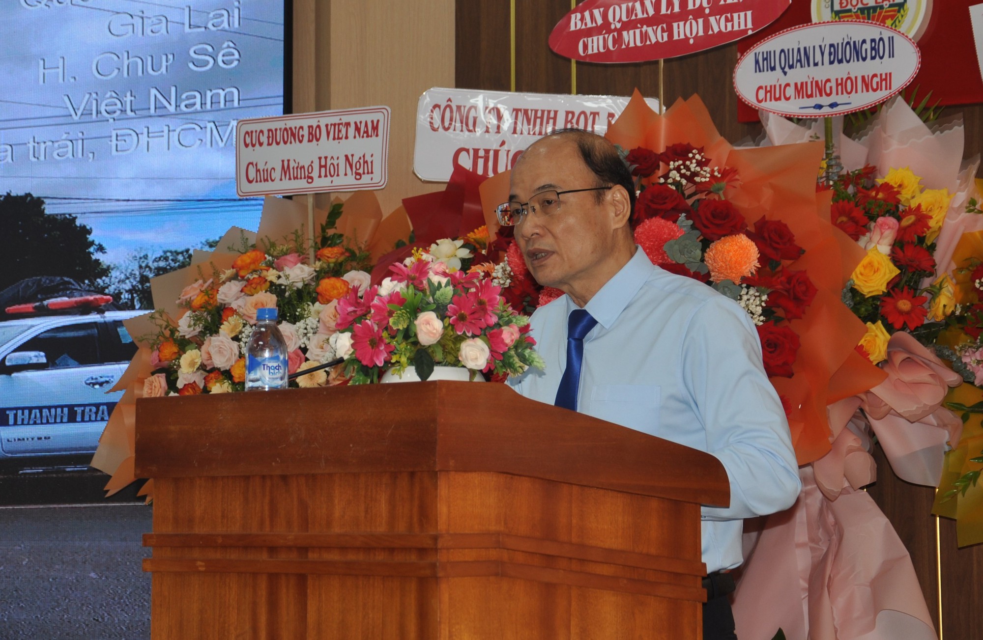 Vượt khó, nỗ lực bảo đảm an toàn, thông suốt các quốc lộ qua miền Trung-Tây Nguyên- Ảnh 10.