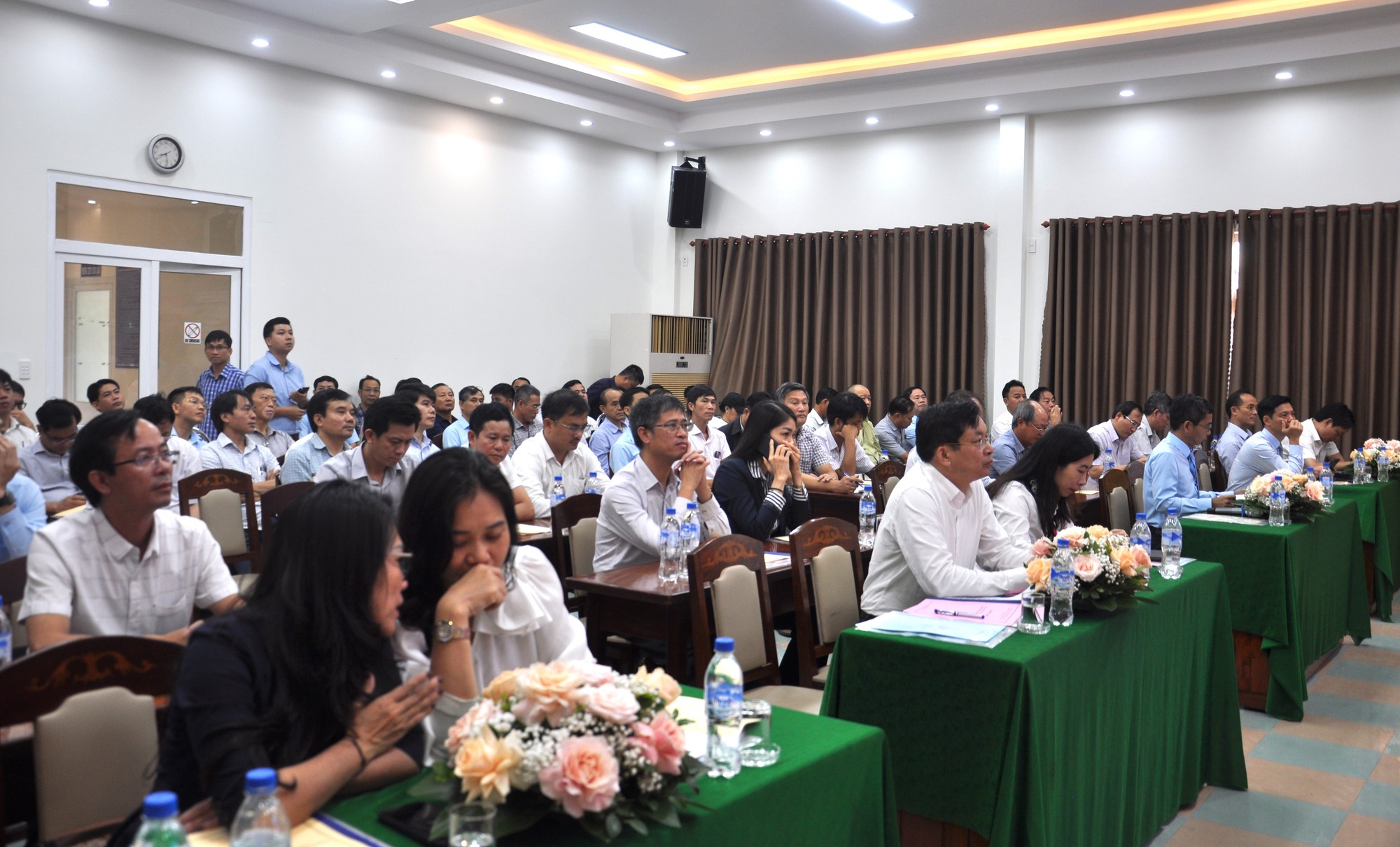 Vượt khó, nỗ lực bảo đảm an toàn, thông suốt các quốc lộ qua miền Trung-Tây Nguyên- Ảnh 7.