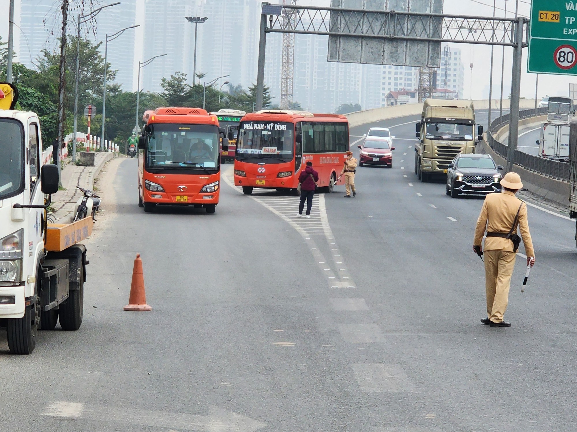 Hà Nội: Video CSGT ghi hình tại điểm 