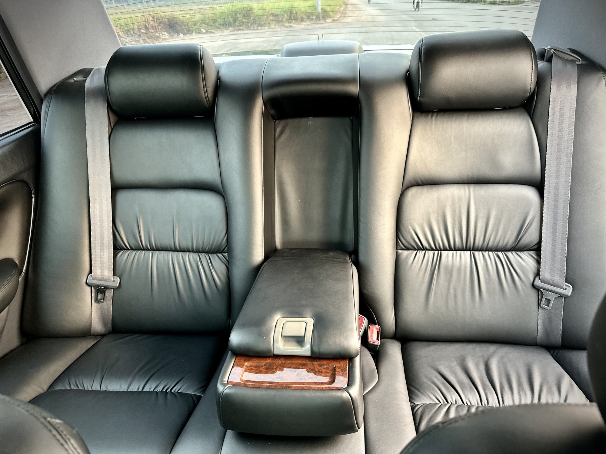 Toyota Crown 3.0 đời 1997 giá trên 800 triệu đồng có gì hấp dẫn?- Ảnh 7.