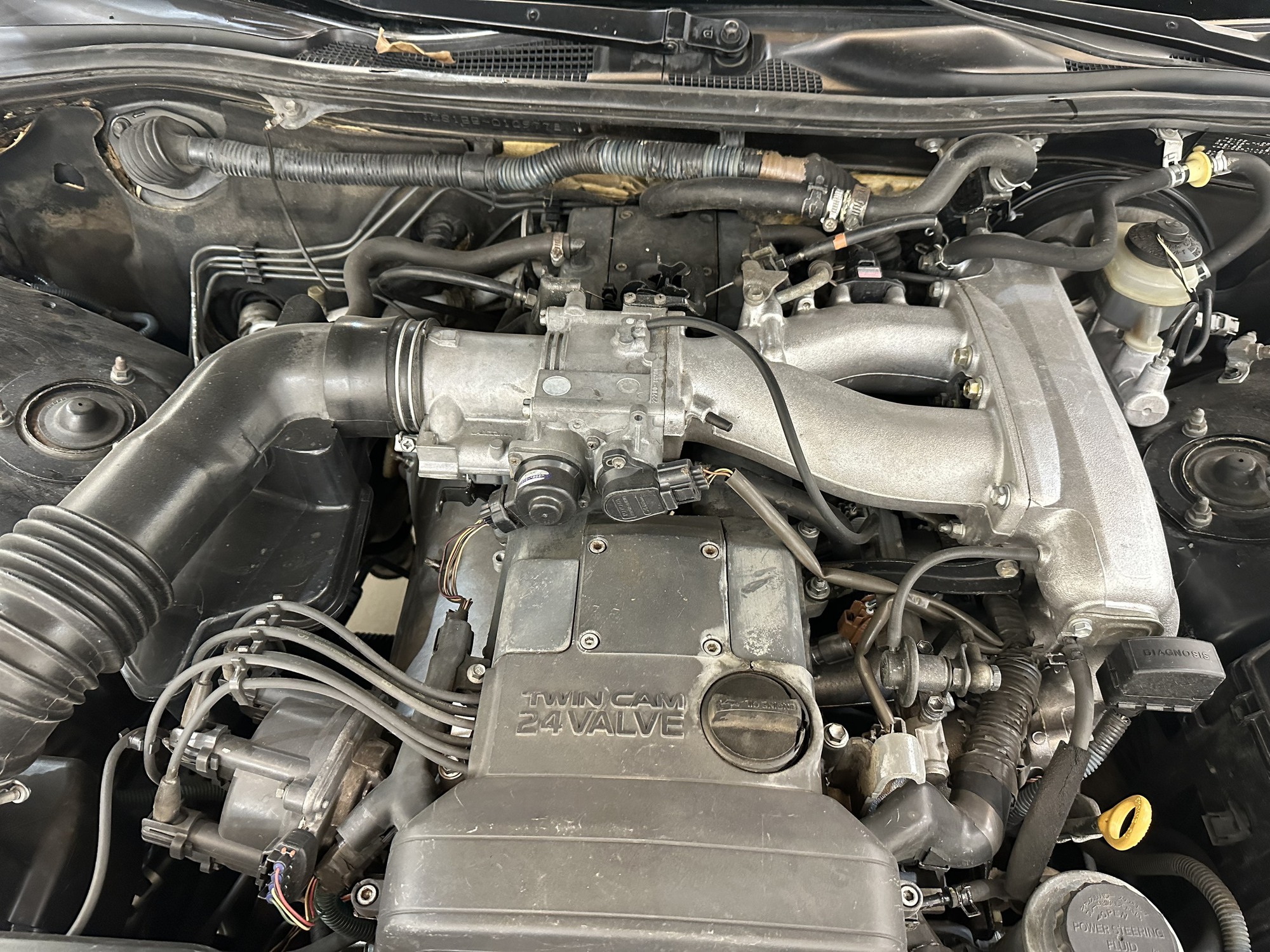 Toyota Crown 3.0 đời 1997 giá trên 800 triệu đồng có gì hấp dẫn?- Ảnh 11.