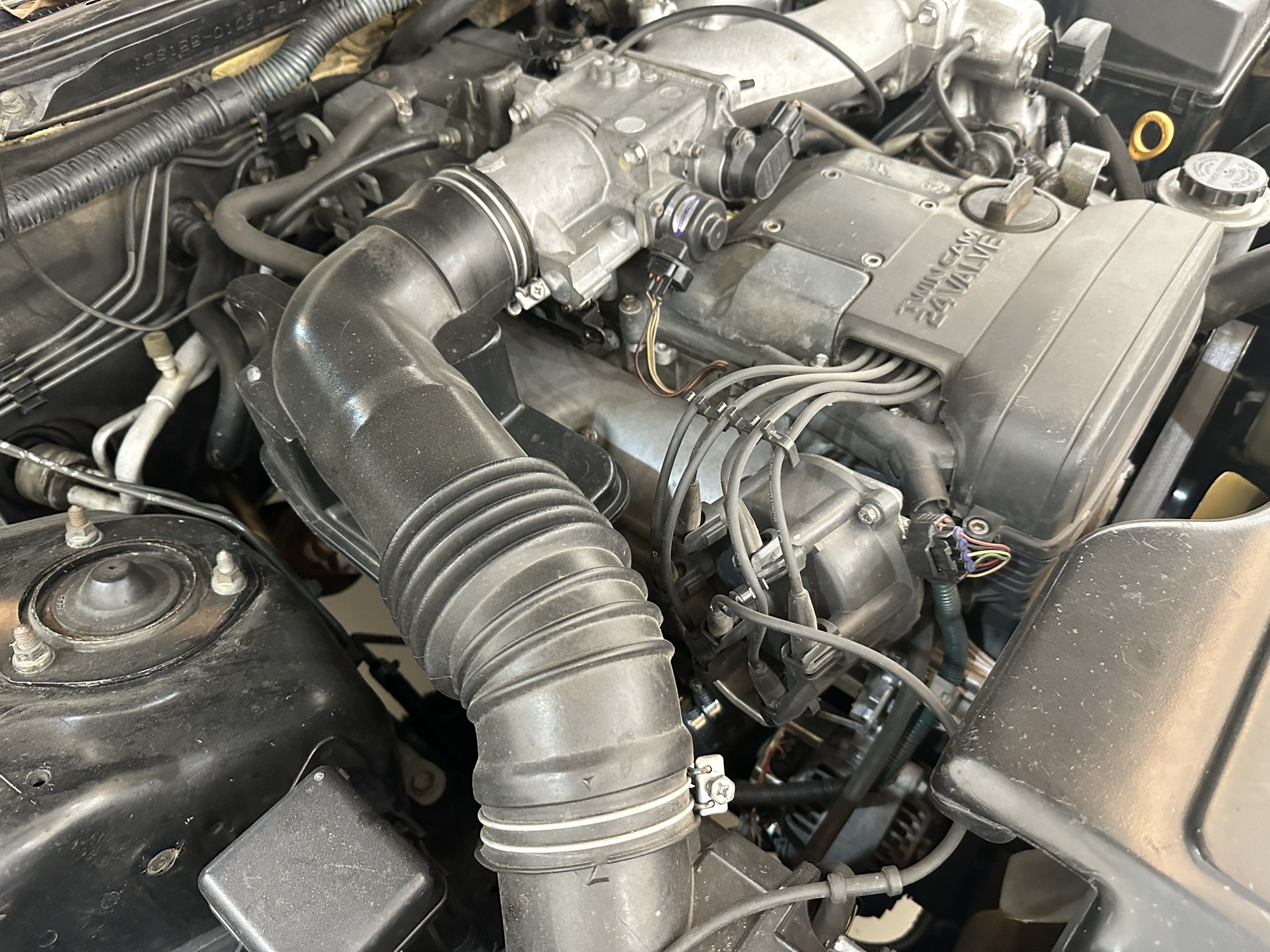 Toyota Crown 3.0 đời 1997 giá trên 800 triệu đồng có gì hấp dẫn?- Ảnh 10.