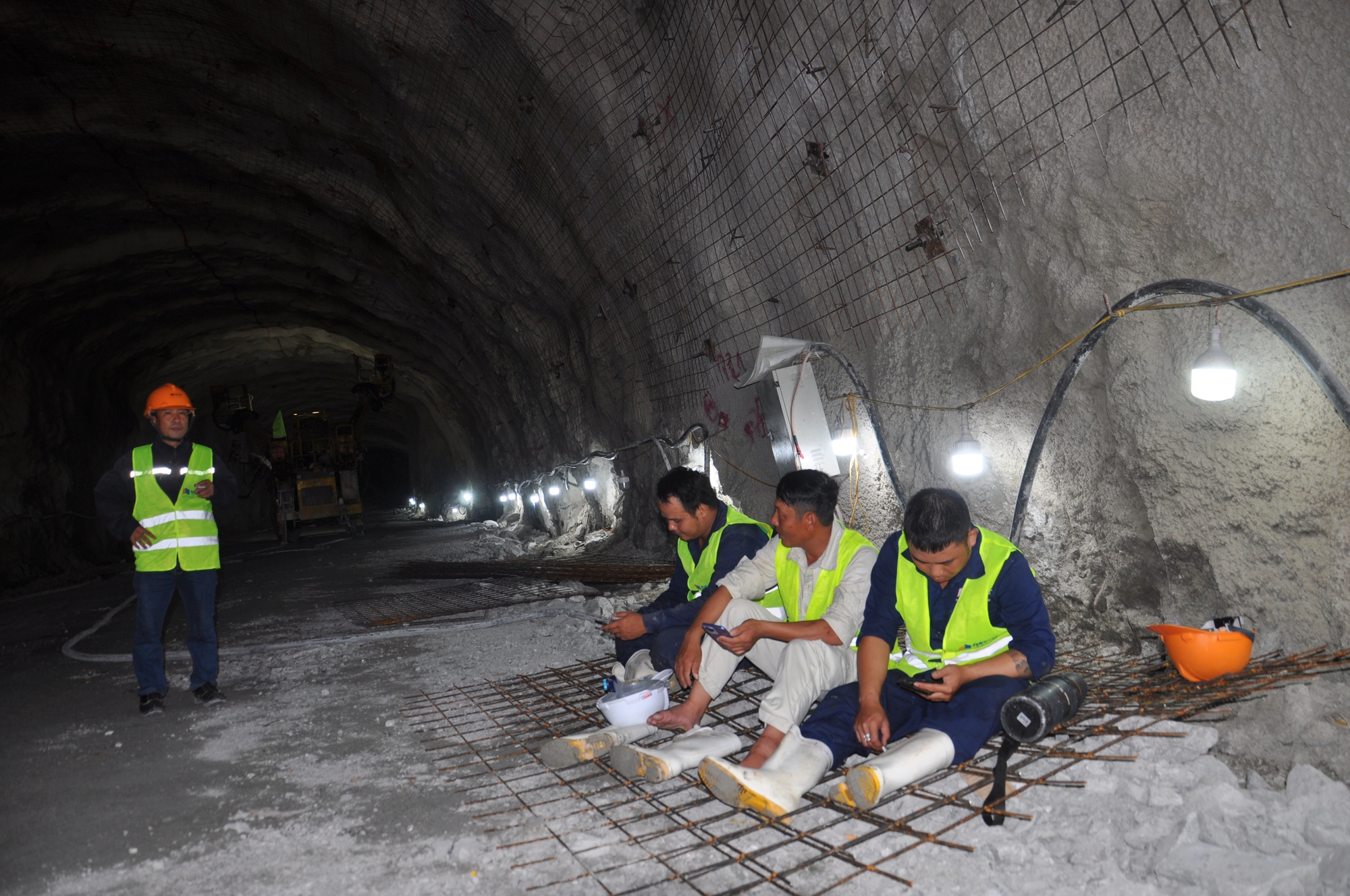 100 ngày thông hầm cao tốc Quảng Ngãi - Hoài Nhơn: Không chỉ có 