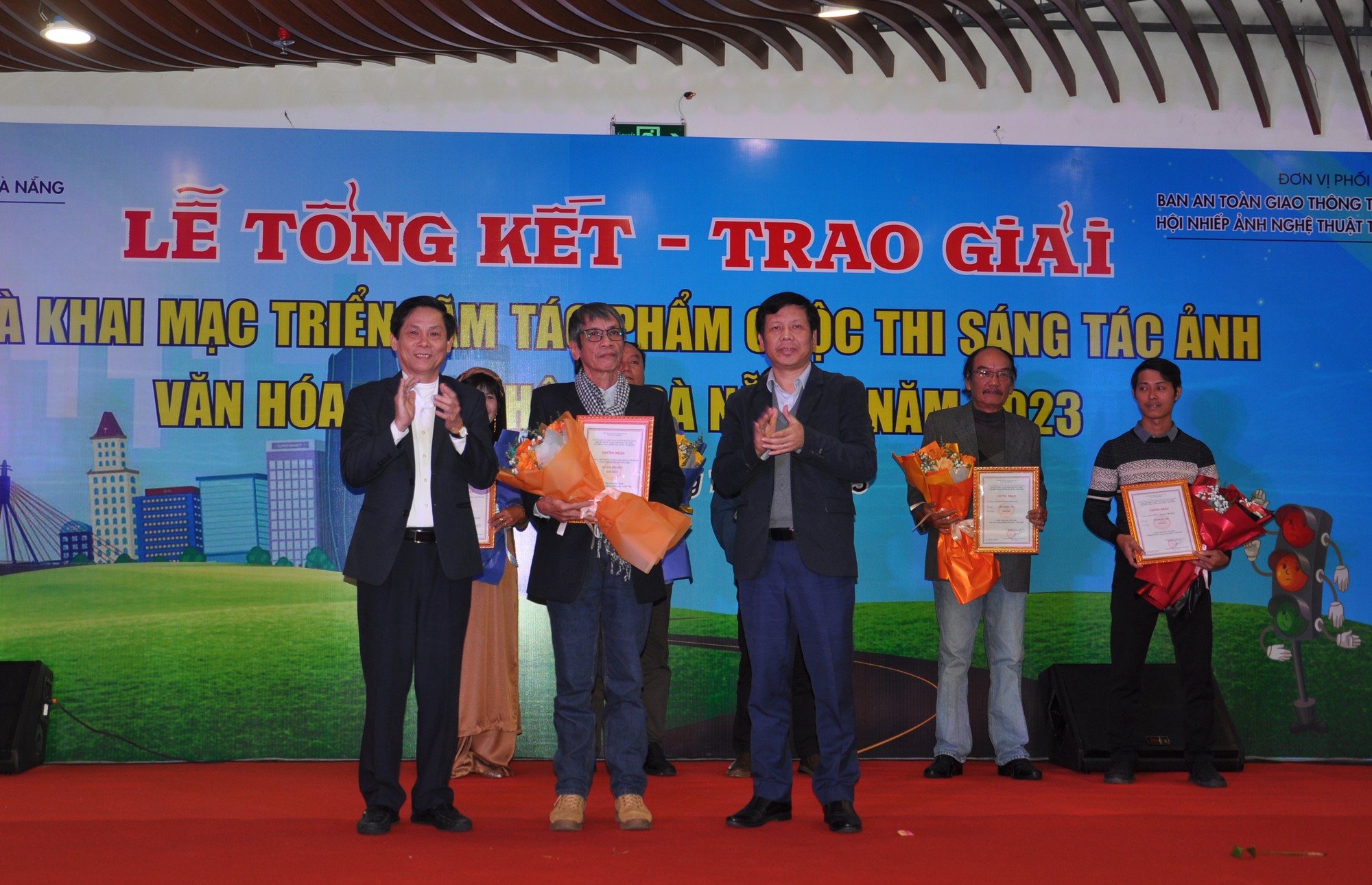 Triển lãm ảnh “Văn hóa giao thông Đà Nẵng” năm 2023- Ảnh 3.