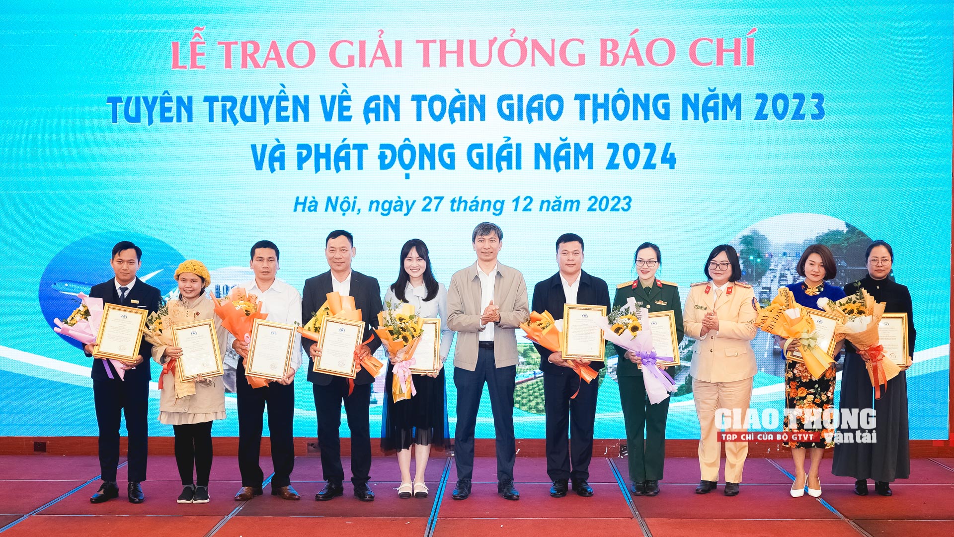 Tạp chí GTVT đoạt 6 giải thưởng Báo chí viết về ATGT- Ảnh 8.