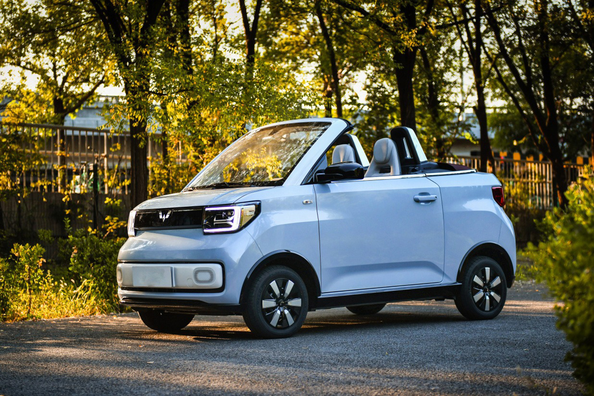 HongGuang MiniEV Cabrio