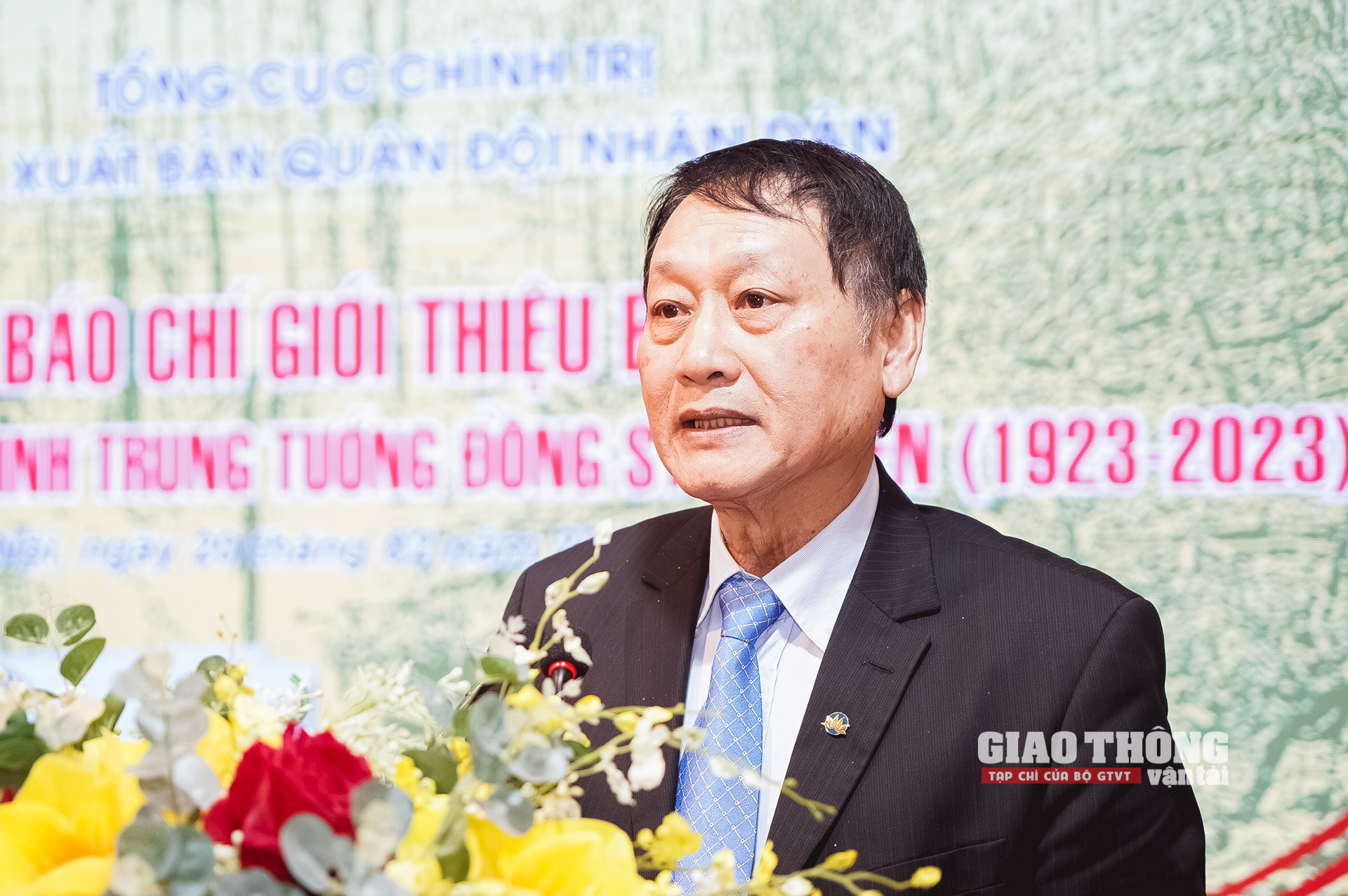 Góc nhìn đa chiều, đầy đủ và toàn diện về Trung tướng Đồng Sỹ Nguyên - Ảnh 4. Góc nhìn đa chiều, đầy đủ và toàn diện về Trung tướng Đồng Sỹ Nguyên - Ảnh 4.