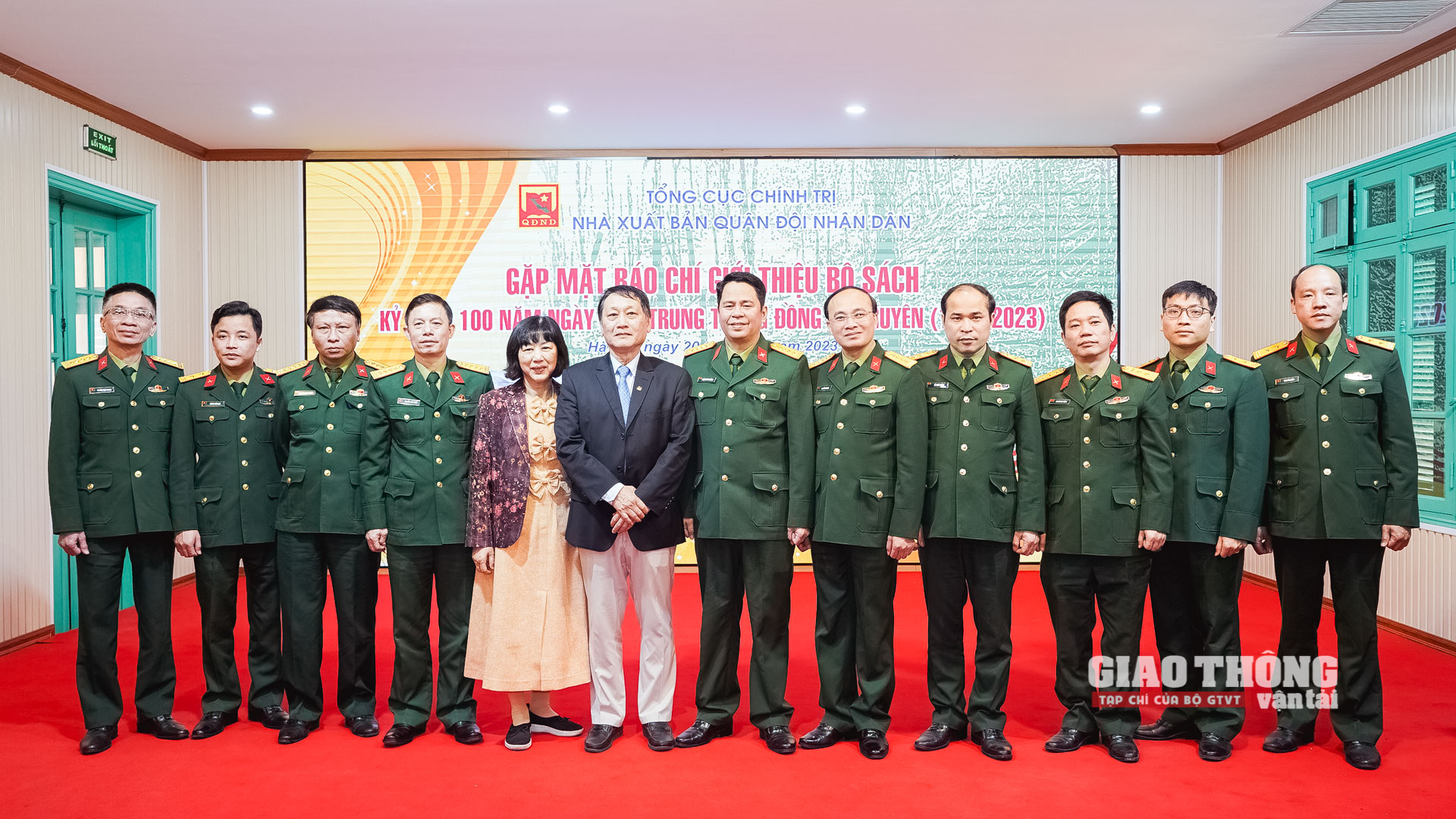 Góc nhìn đa chiều, đầy đủ và toàn diện về Trung tướng Đồng Sỹ Nguyên - Ảnh 5. Góc nhìn đa chiều, đầy đủ và toàn diện về Trung tướng Đồng Sỹ Nguyên - Ảnh 5.