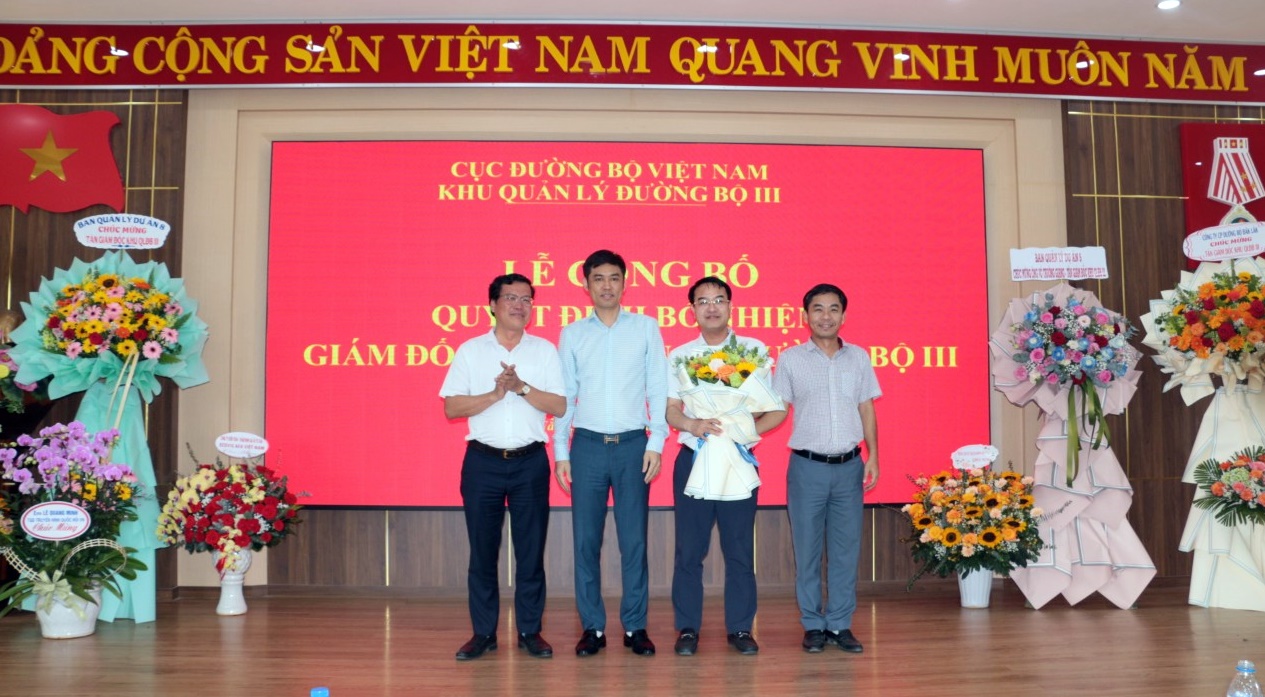 Khu QLĐB III có tân Giám đốc - Ảnh 3. Khu QLĐB III có tân Giám đốc - Ảnh 3.