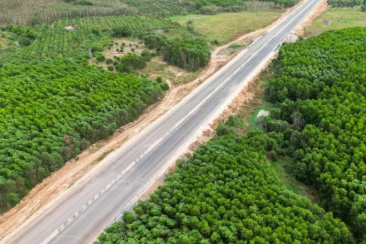 Bộ trưởng Nguyễn Văn Thắng "chốt" thời gian hoàn cao tốc Dầu Giây - Phan Thiết và Phan Thiết - Vĩnh Hảo - Ảnh 2. Bộ trưởng Nguyễn Văn Thắng "chốt" thời gian hoàn cao tốc Dầu Giây - Phan Thiết và Phan Thiết - Vĩnh Hảo - Ảnh 2.