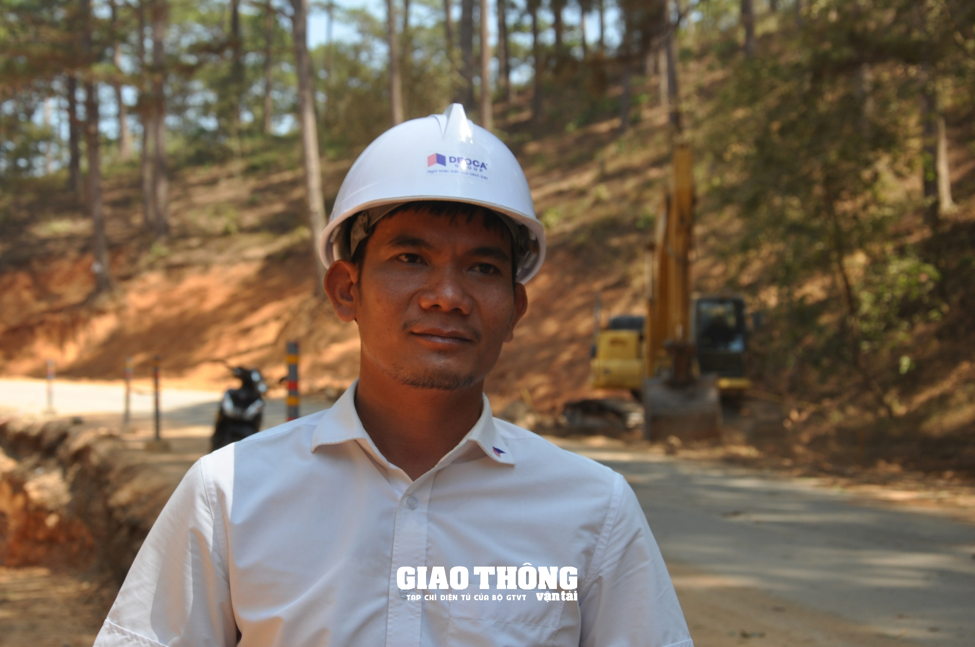 Cận cảnh thi công tuyến đường đèo Prenn - Ảnh 13. Cận cảnh thi công tuyến đường đèo Prenn - Ảnh 13.