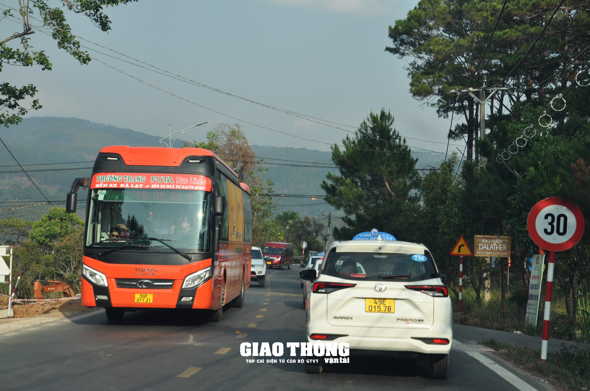 Gia tăng biện pháp đảm bảo ATGT tuyến đèo Mimosa vào ra Đà Lạt - Ảnh 3.