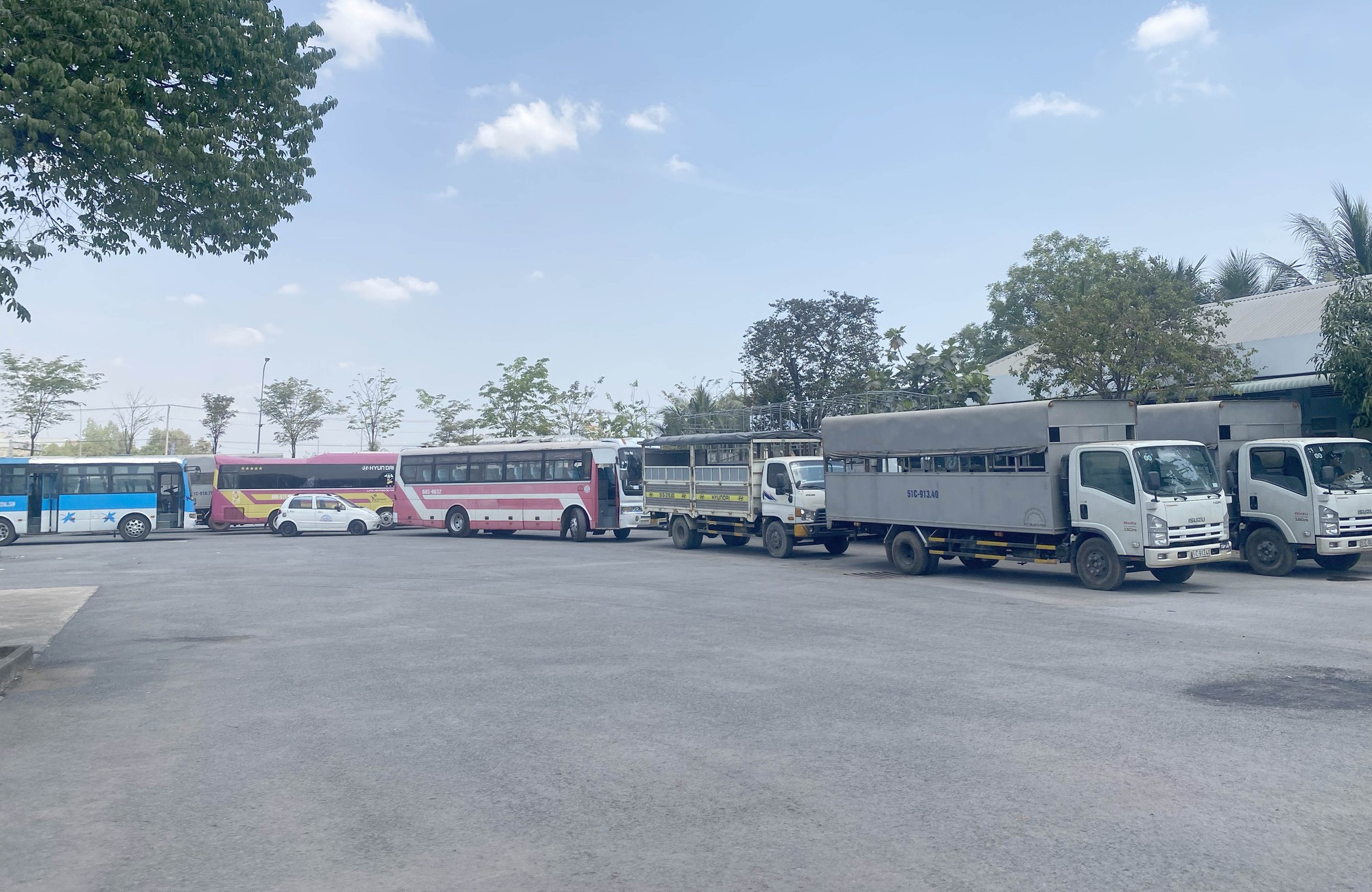 Đồng Nai: Trung tâm đăng kiểm 60.05D hoạt động trở lại, tài xế vui mừng vì không phải xếp hàng chờ đợi - Ảnh 3.