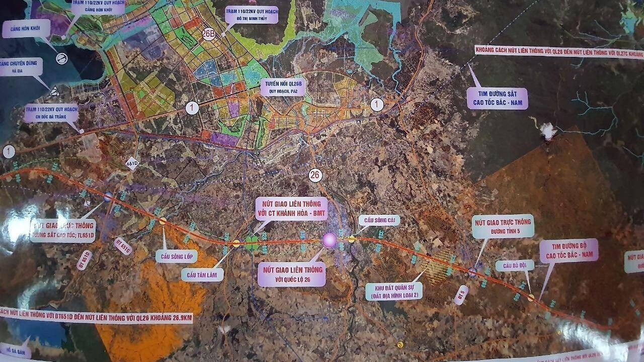 Bàn giao hơn 70% mặt bằng dự án cao tốc Vân Phong – Nha Trang - Ảnh 2. Bàn giao hơn 70% mặt bằng dự án cao tốc Vân Phong – Nha Trang - Ảnh 2.