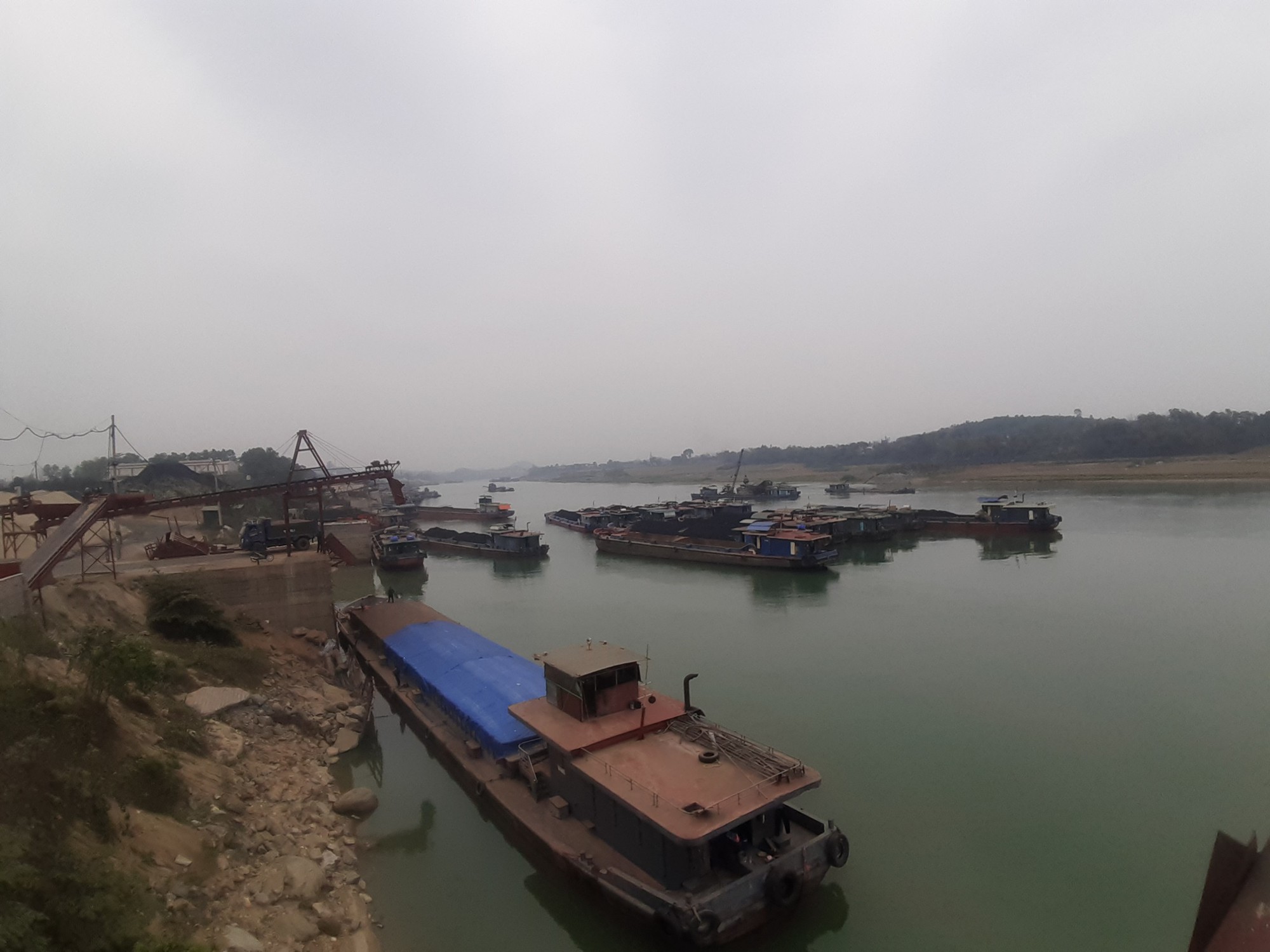 Vì sao thí điểm Cảng vụ đường thủy quản lý luồng tuyến? - Ảnh 2.