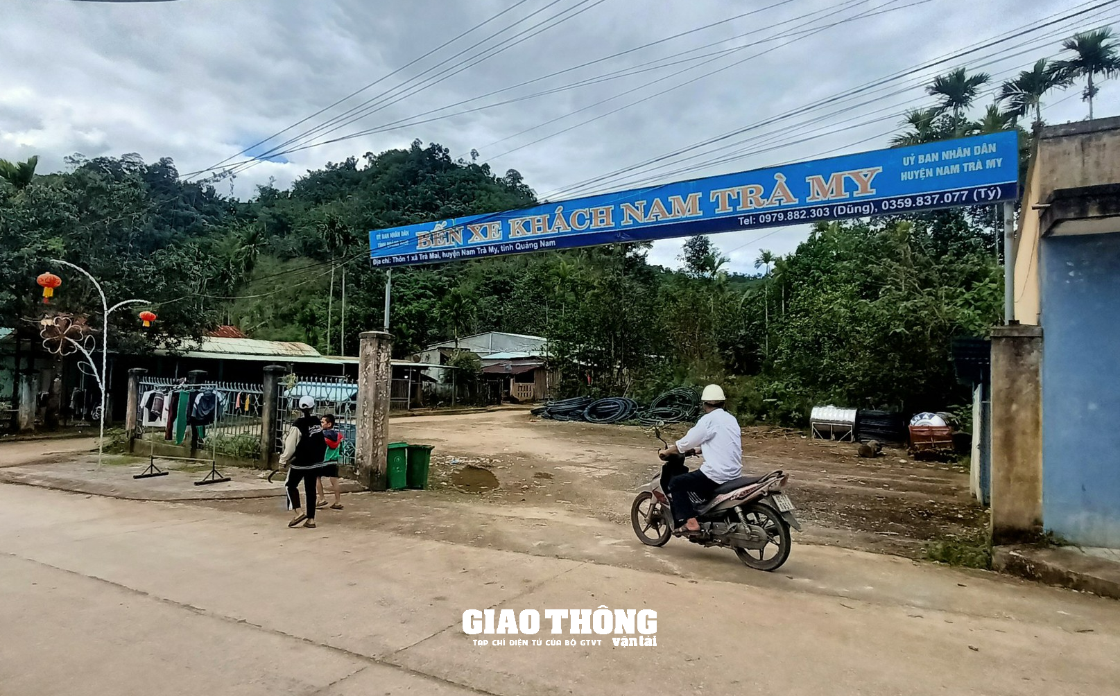 Nghịch lý bến xe khách ở Quảng Nam:  - Ảnh 1.