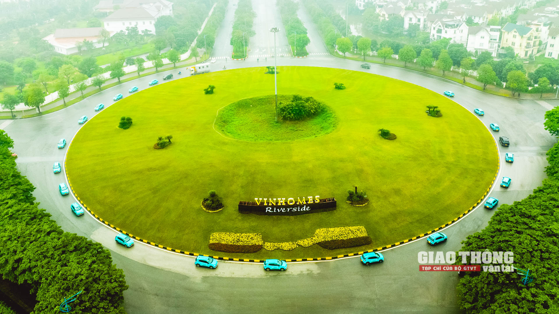 Ảnh: Cận cảnh dàn xe taxi điện chính thức phục vụ người dân Thủ đô - Ảnh 5.