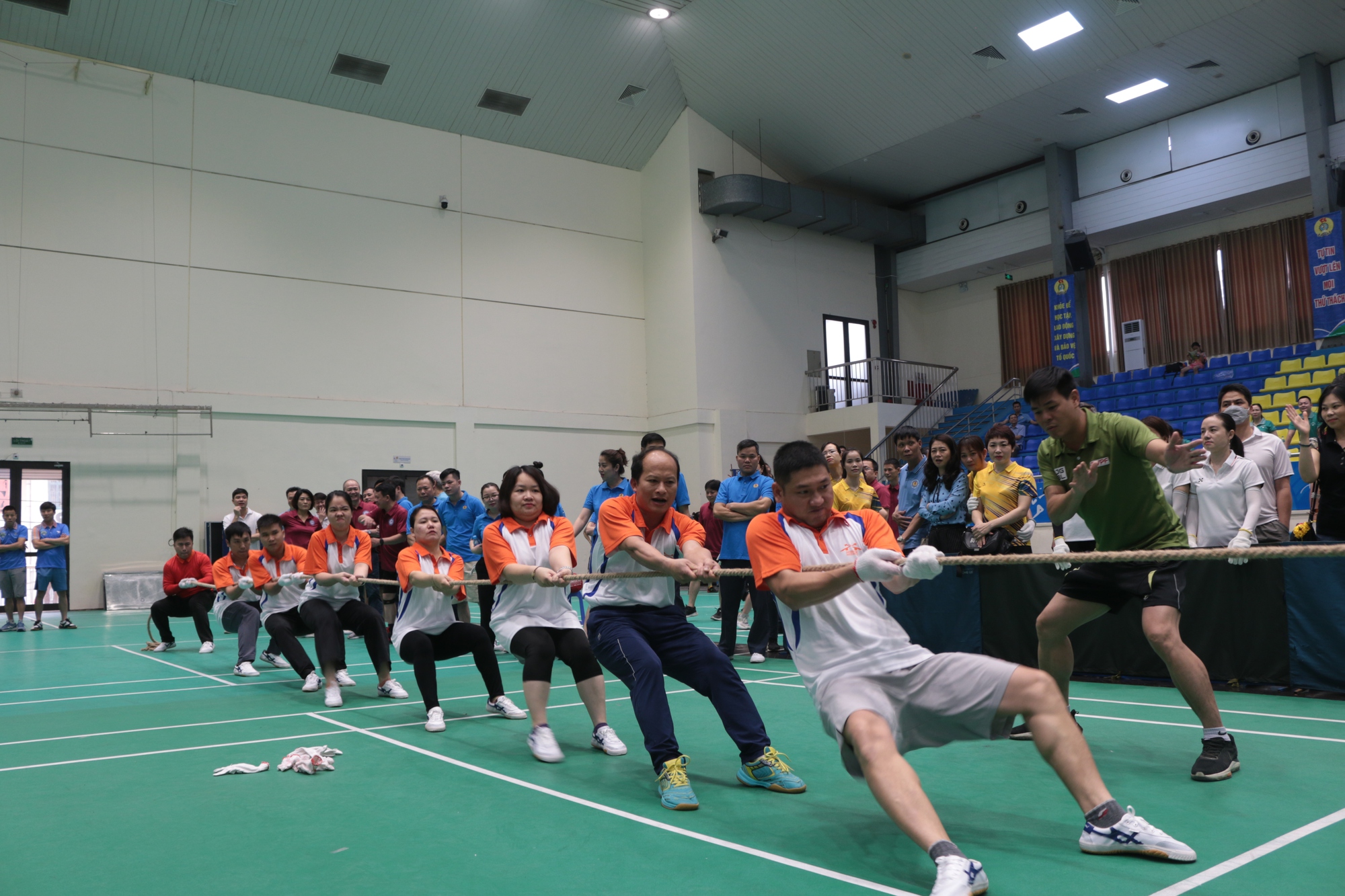 Những hình ảnh ấn tượng tại Hội thao CNVC-LĐ ngành GTVT
- Ảnh 3. Những hình ảnh ấn tượng tại Hội thao CNVC-LĐ ngành GTVT
- Ảnh 3.