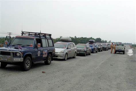 Thêm một đoàn du khách Caravan Thái Lan vào Việt Nam du lịch - Ảnh 1.