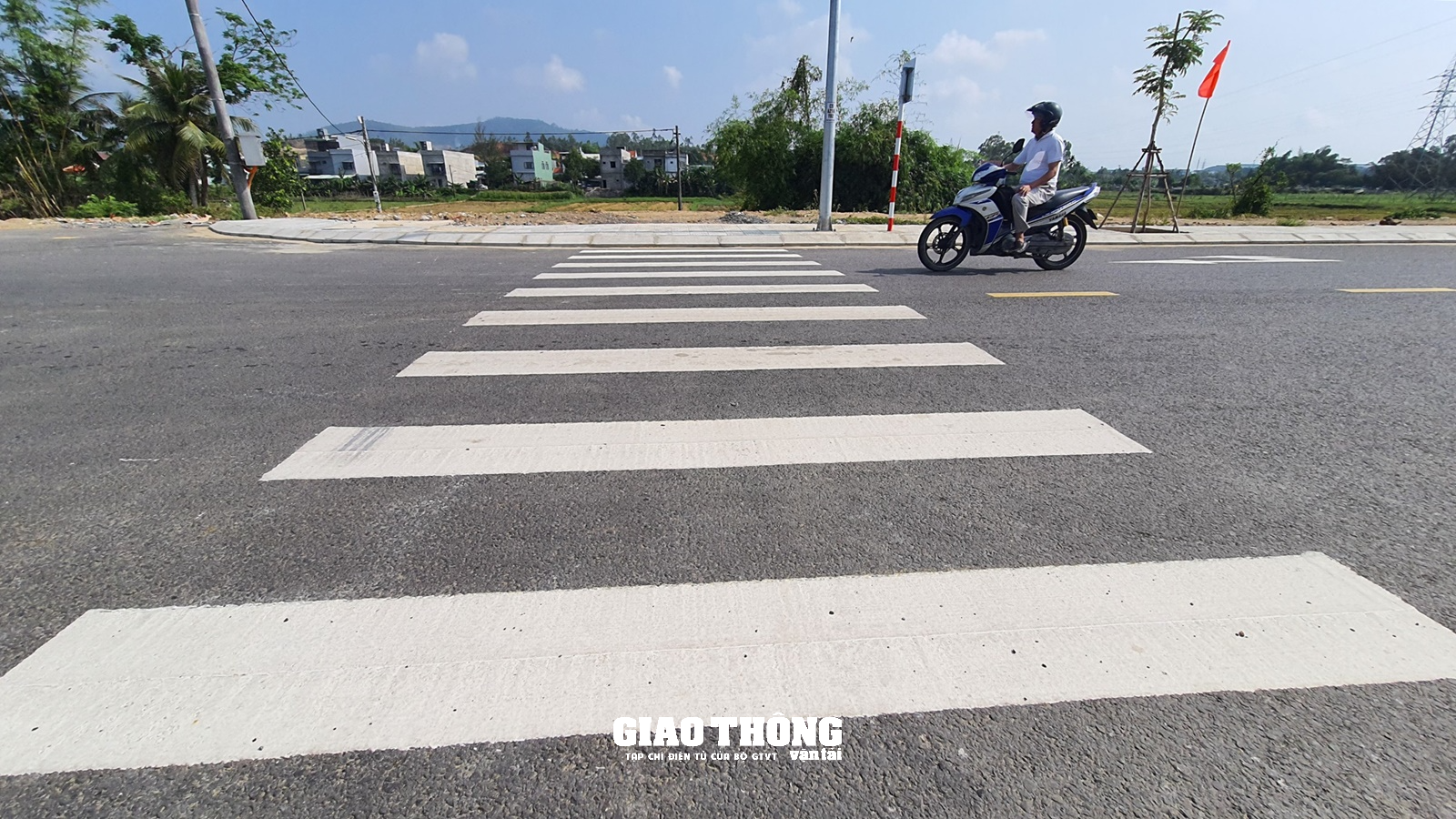 Đà Nẵng khánh thành đường ven sông gần 750 tỷ đồng - Ảnh 11. Đà Nẵng khánh thành đường ven sông gần 750 tỷ đồng - Ảnh 11.