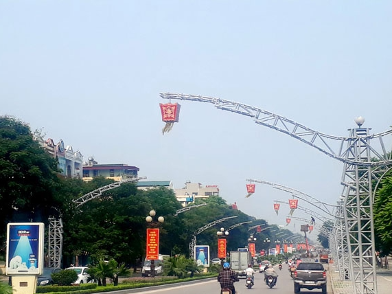 Thanh Hoá: Hơn 1 nghìn tỷ đồng được đầu tư mở rộng 1,5km đường - Ảnh 1.