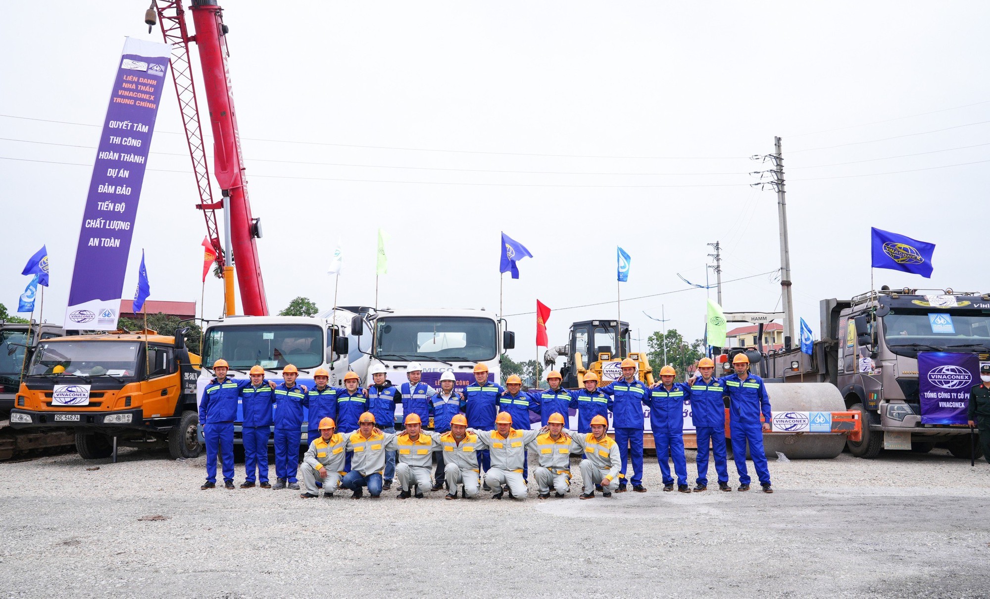 Chủ tịch Quốc hội phát lệnh khởi công dự án giao thông gần 1.400 tỷ đồng ở Hà Nam - Ảnh 4. Chủ tịch Quốc hội phát lệnh khởi công dự án giao thông gần 1.400 tỷ đồng ở Hà Nam - Ảnh 4.