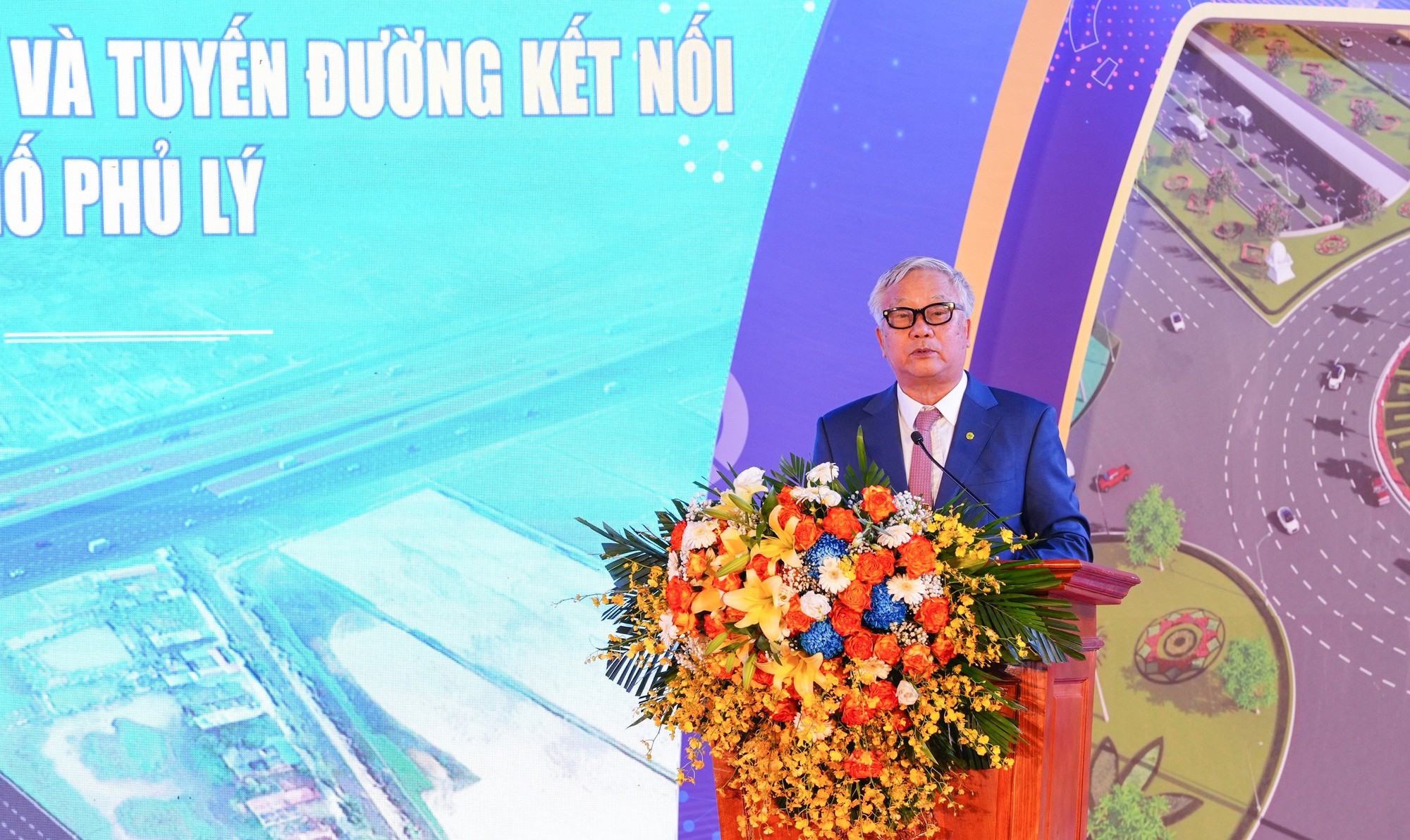 Chủ tịch Quốc hội phát lệnh khởi công dự án giao thông gần 1.400 tỷ đồng ở Hà Nam - Ảnh 3. Chủ tịch Quốc hội phát lệnh khởi công dự án giao thông gần 1.400 tỷ đồng ở Hà Nam - Ảnh 3.