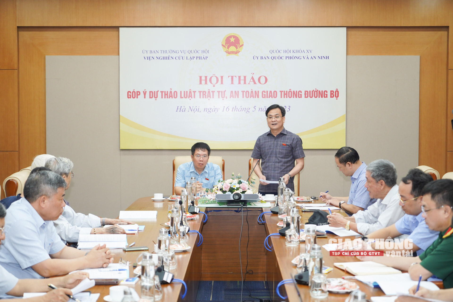 Góp ý dự thảo Luật Trật tự, ATGT đường bộ phục vụ Kỳ họp thứ 5, Quốc hội khóa XV - Ảnh 1. Góp ý dự thảo Luật Trật tự, ATGT đường bộ phục vụ Kỳ họp thứ 5, Quốc hội khóa XV - Ảnh 1.