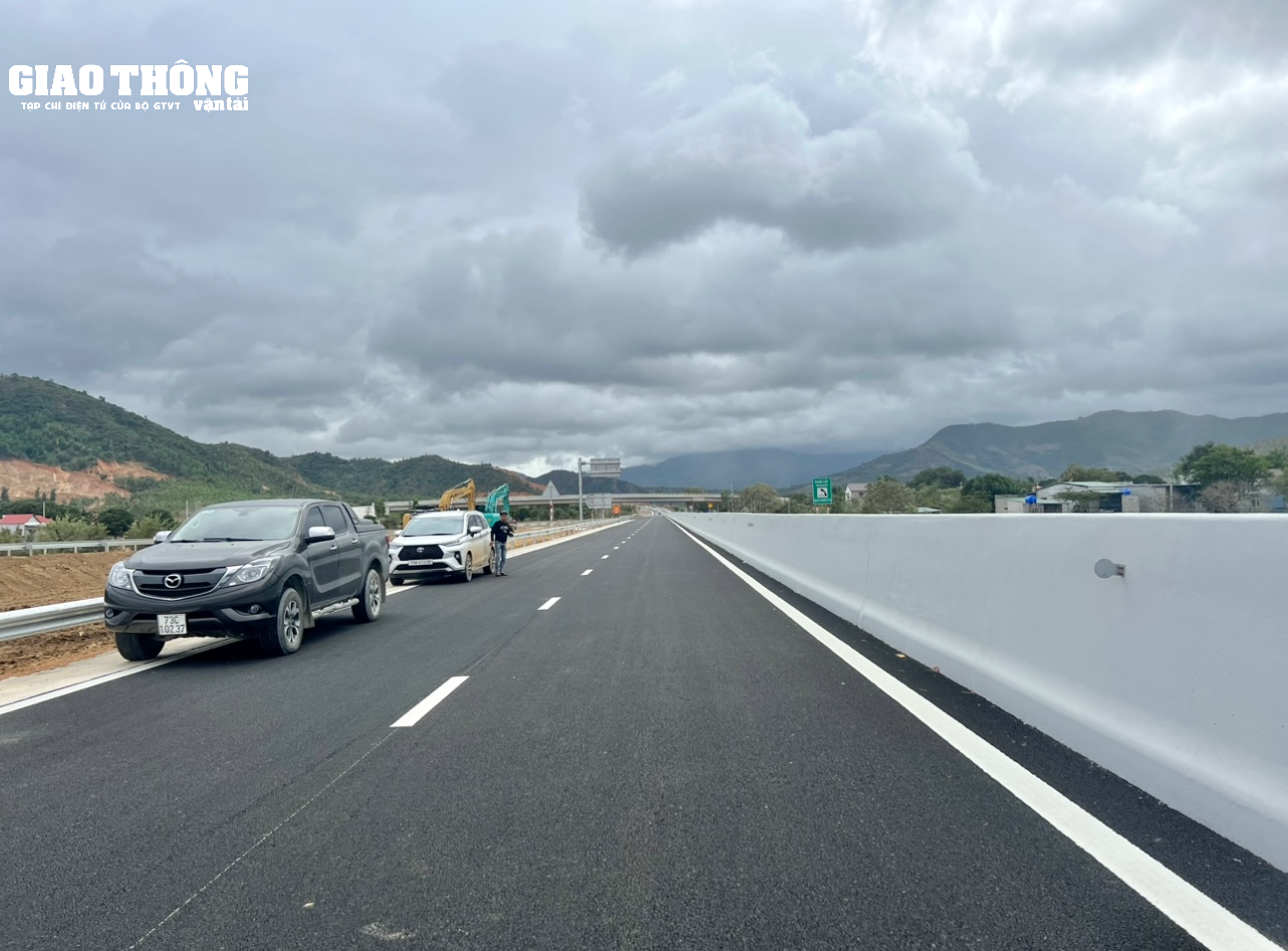 Đưa vào khai thác cao tốc Nha Trang – Cam Lâm và Vĩnh Hảo – Phan Thiết - Ảnh 2. Đưa vào khai thác cao tốc Nha Trang – Cam Lâm và Vĩnh Hảo – Phan Thiết - Ảnh 2.