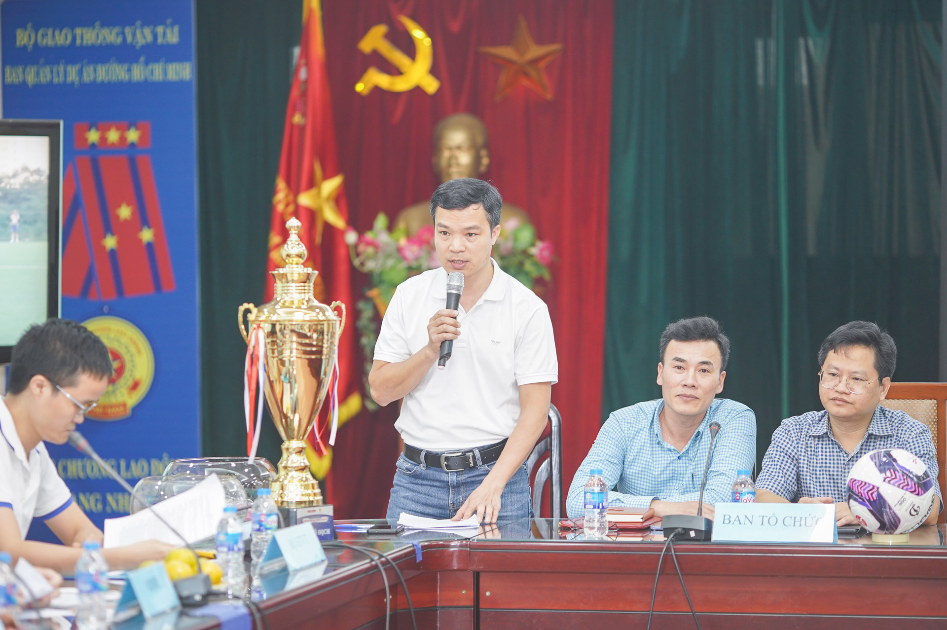 Xác định 4 bảng đấu với 31 trận bóng tranh Cup Tạp chí Giao thông vận tải lần thứ II năm 2023 - Ảnh 5.