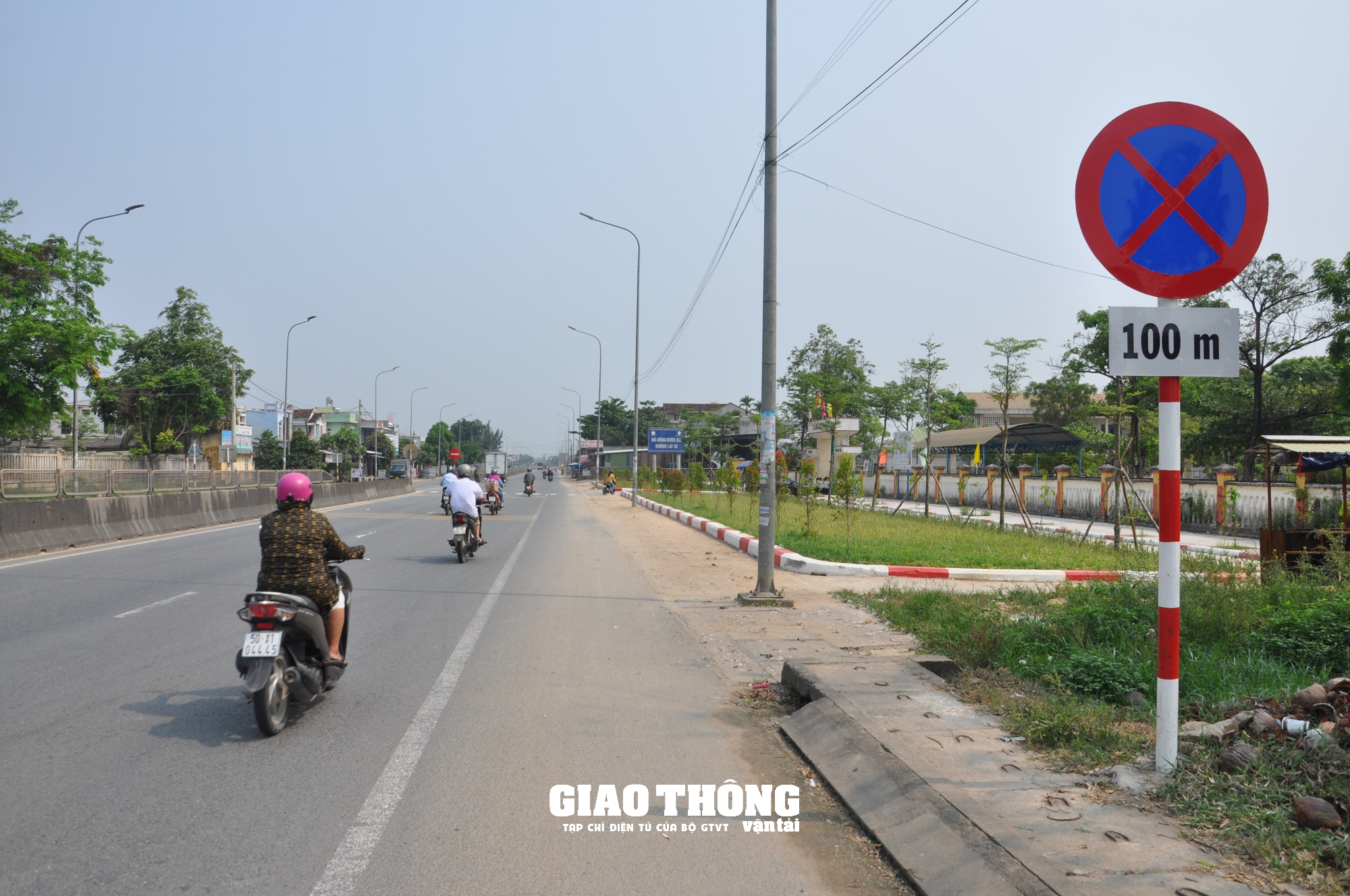 Đến trường an toàn: "Thấy con em học sinh về đến nhà mới hết lo" - Ảnh 2.
