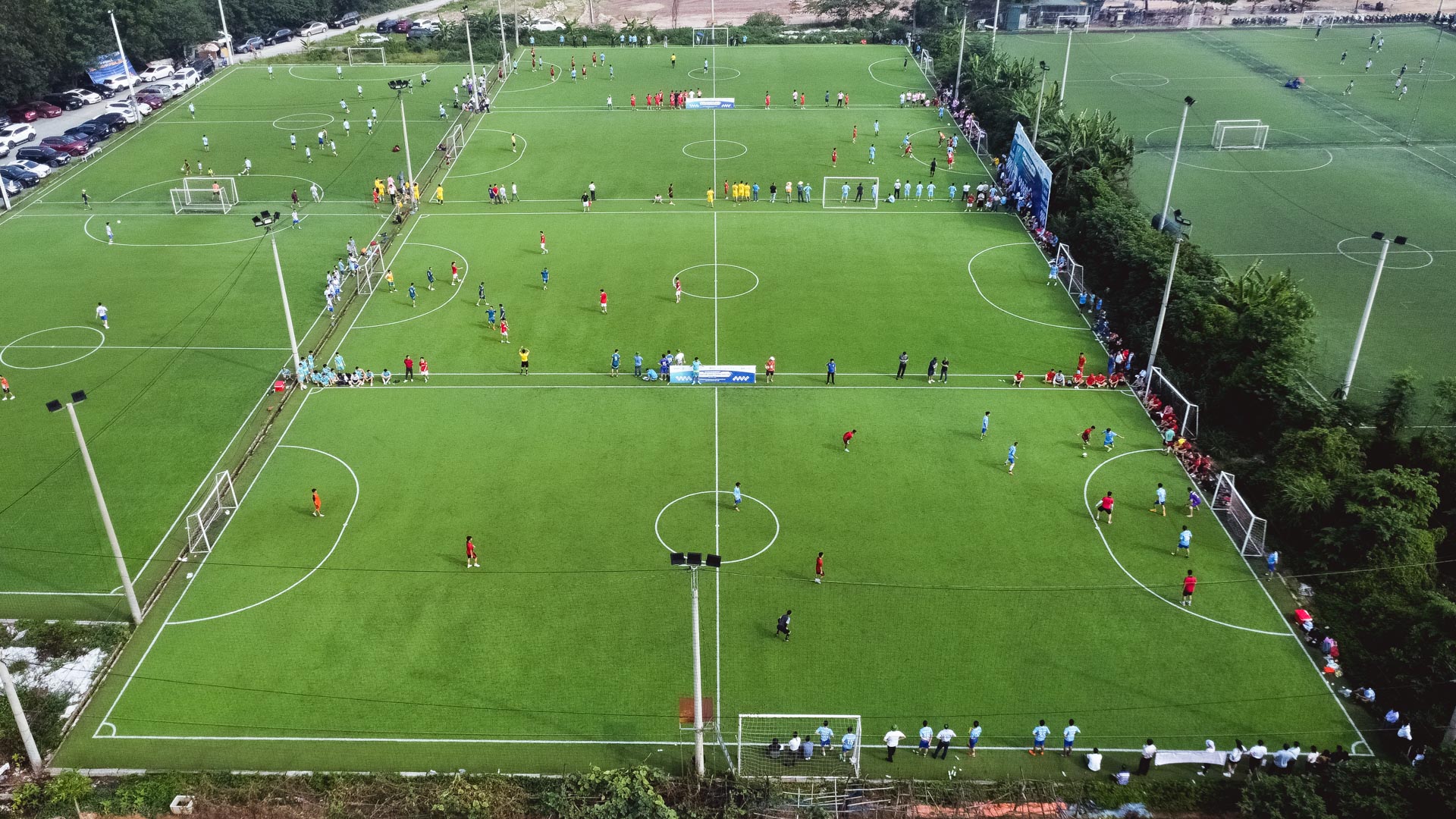 Gay cấn lượt trận đầu Giải bóng đá ngành GTVT tranh Cup Tạp chí Giao thông vận tải năm 2023 - Ảnh 1. Gay cấn lượt trận đầu Giải bóng đá ngành GTVT tranh Cup Tạp chí Giao thông vận tải năm 2023 - Ảnh 1.