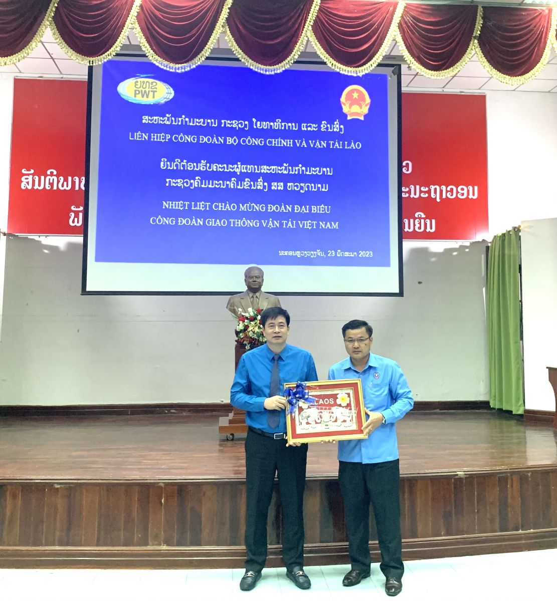 Công đoàn GTVT Việt Nam tăng cường hợp tác với Liên hiệp Công đoàn Bộ Công chính và vận tải Lào - Ảnh 4.