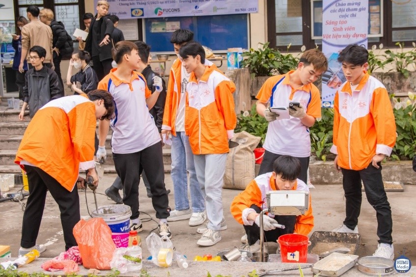 Sinh viên khối ngành GTVT đoạt giải cao Cuộc thi “Sáng tạo - Sinh viên vật liệu xây dựng” năm 2023 - Ảnh 2.