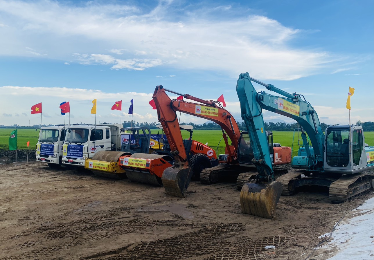 Chuẩn bị khởi công thêm 16 dự án giao thông - Ảnh 1. Chuẩn bị khởi công thêm 16 dự án giao thông - Ảnh 1.