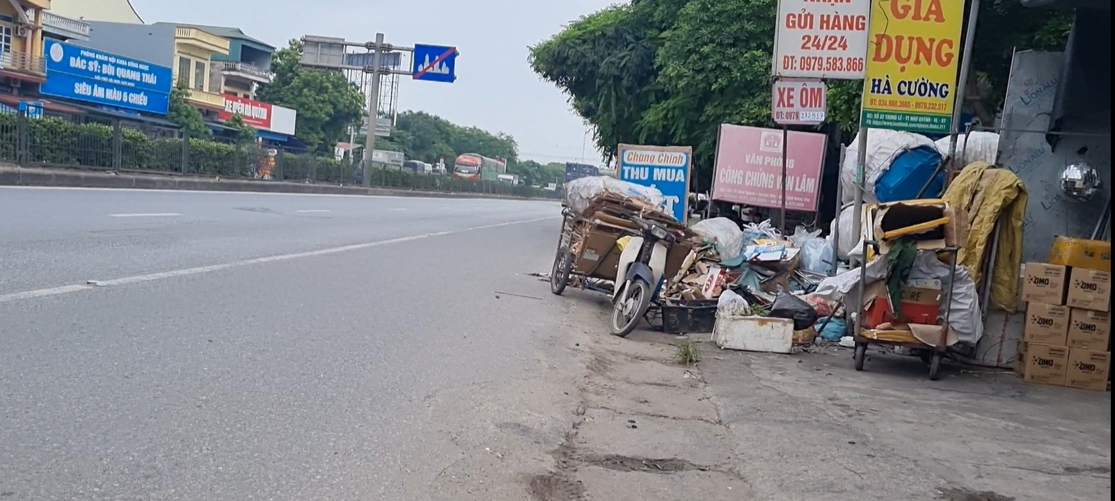 Hưng yên: vấn nạn lấn chiếm hành lang đường bộ trên QL5 - Ảnh 2.