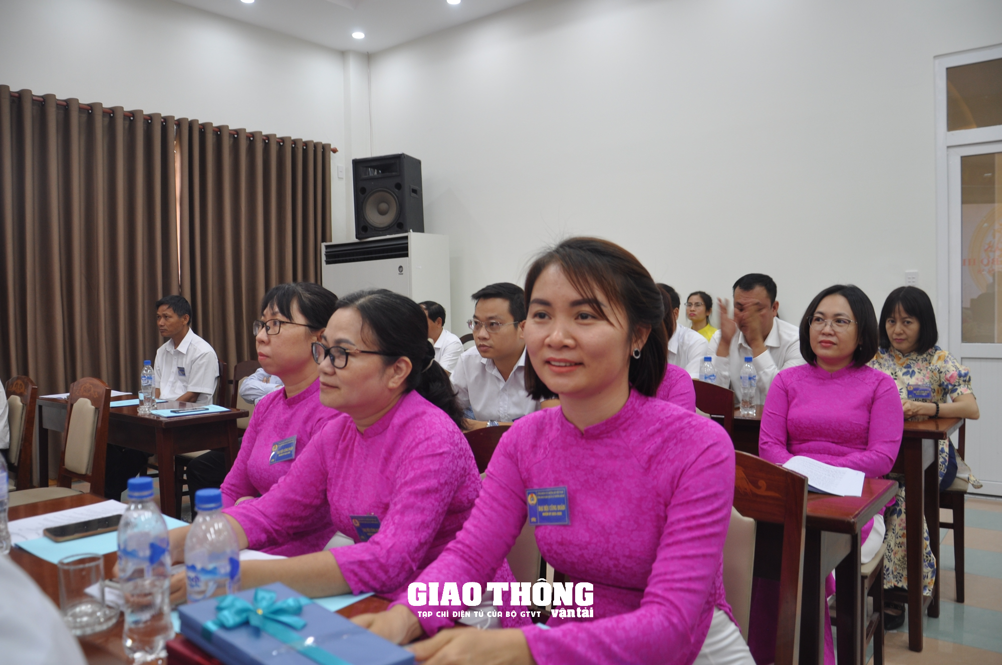 Nhận diện khó khăn, vận dụng giải pháp, nâng cao chất lượng hoạt động công đoàn - Ảnh 4. Nhận diện khó khăn, vận dụng giải pháp, nâng cao chất lượng hoạt động công đoàn - Ảnh 4.