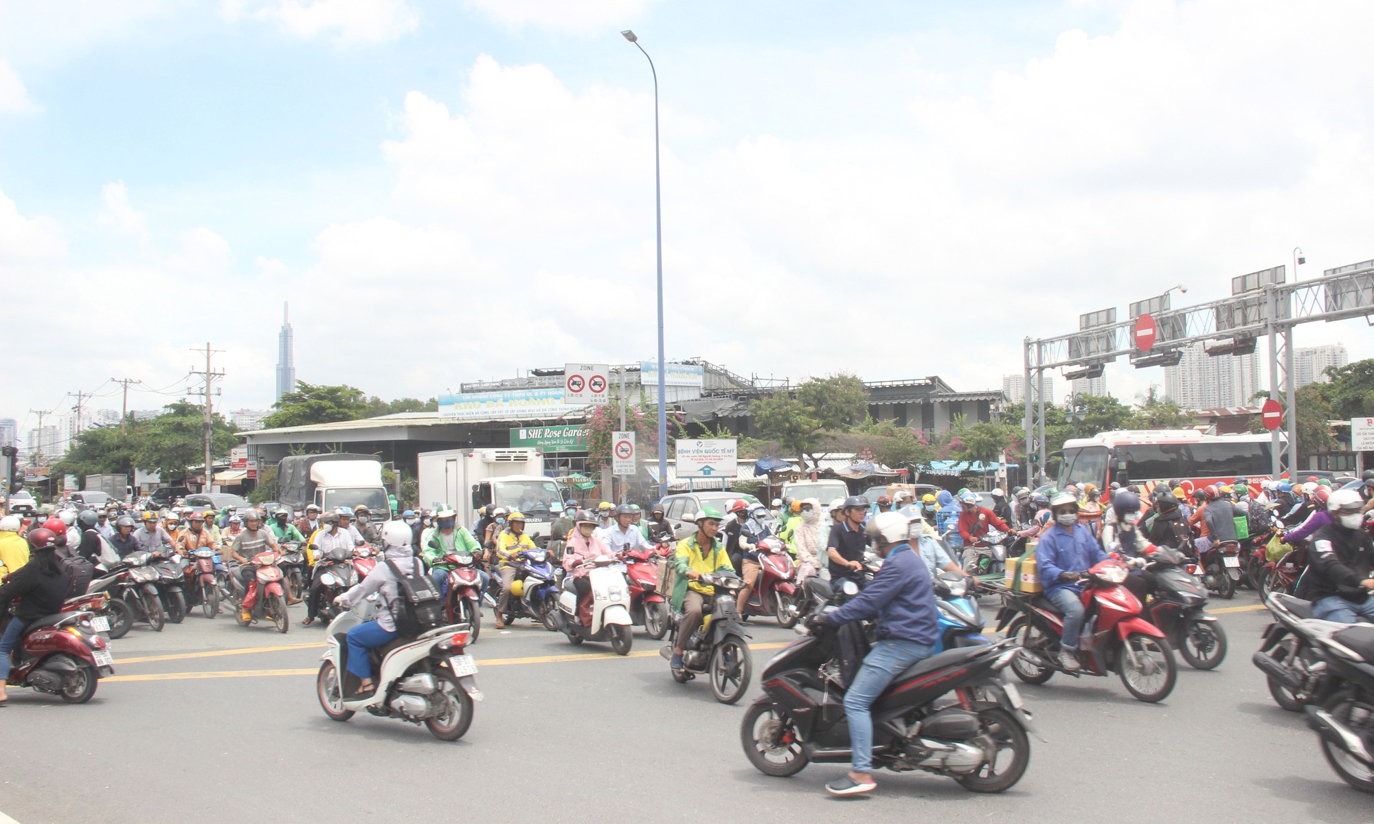 TP.HCM: Chấn chỉnh tồn tại thi công ở dự án nút giao An Phú 3.400 tỷ đồng - Ảnh 2.