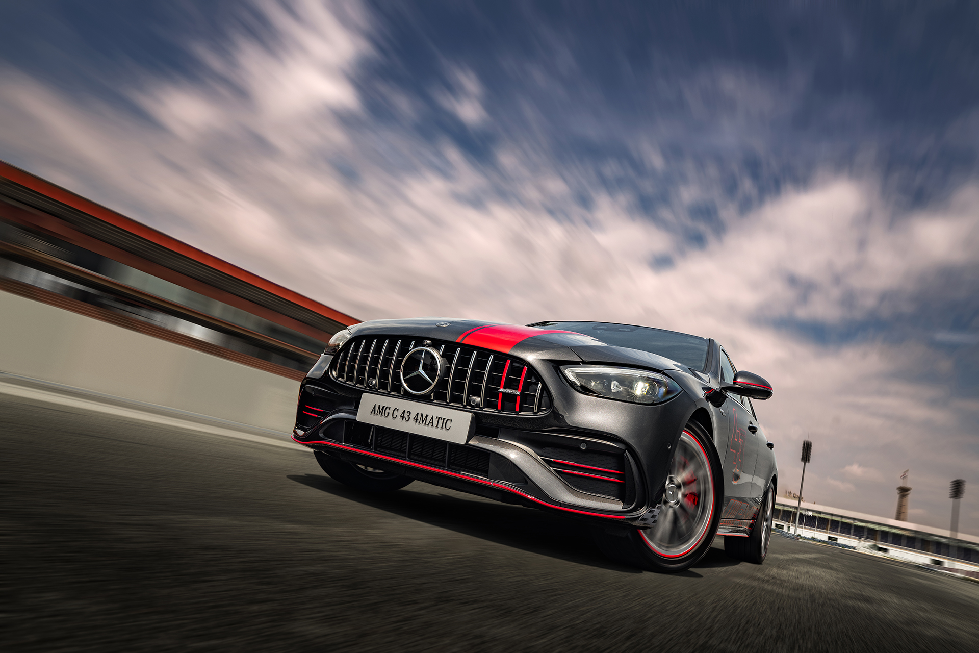 Chi tiết Mercedes-AMG C 43 4Matic lắp ráp trong nước giá gần 3 tỷ đồng - Ảnh 4. Mercedes-AMG C 43 4Matic 2023