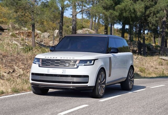 Range Rover triệu hồi toàn cầu do khung ghế bị lỗi gây nguy hiểm - Ảnh 1. Range Rover triệu hồi toàn cầu do khung ghế bị lỗi gây nguy hiểm - Ảnh 1.