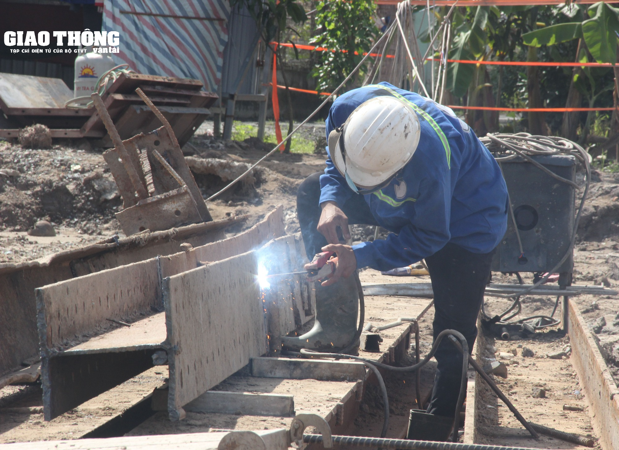 Cao tốc Cần Thơ - Hậu Giang đang thi công thế nào? - Ảnh 6.